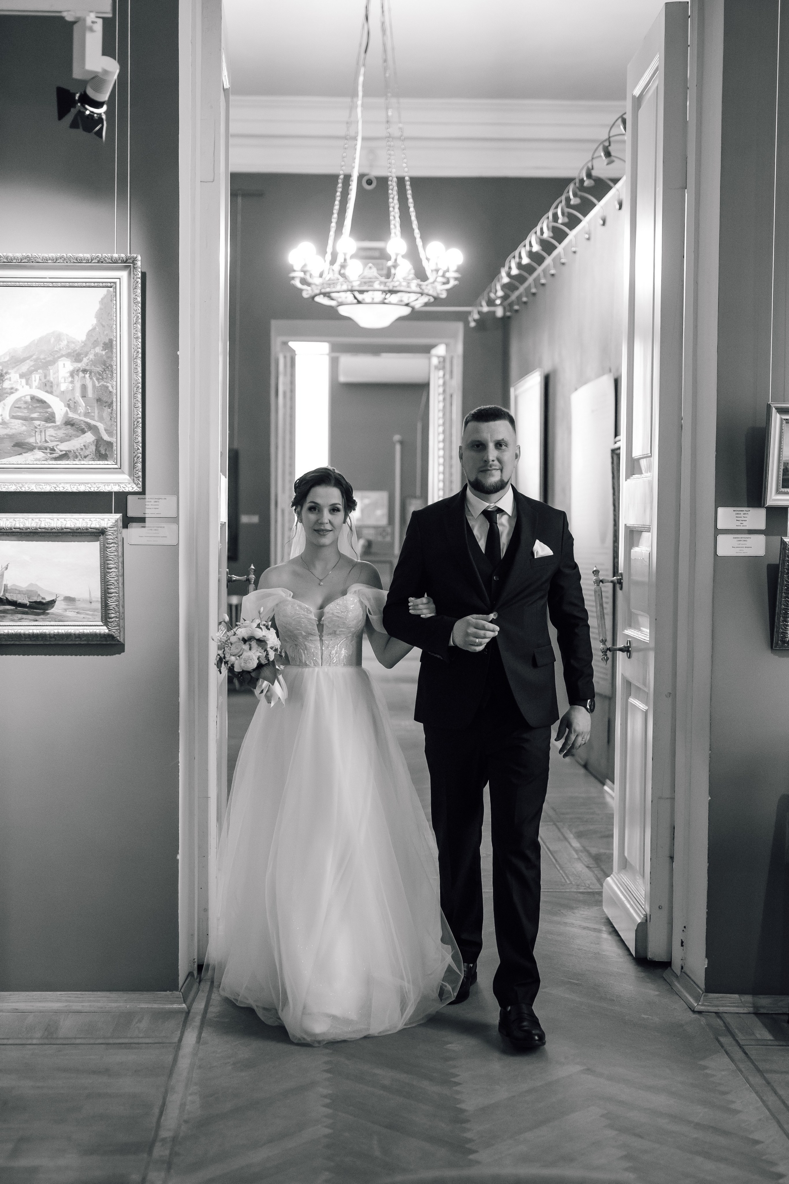 Свадебный день Яны и Максима, прогулка в лесу, Картинная галерея в Тамбове. Свадебный фотограф в Тамбове Павел Четвертков