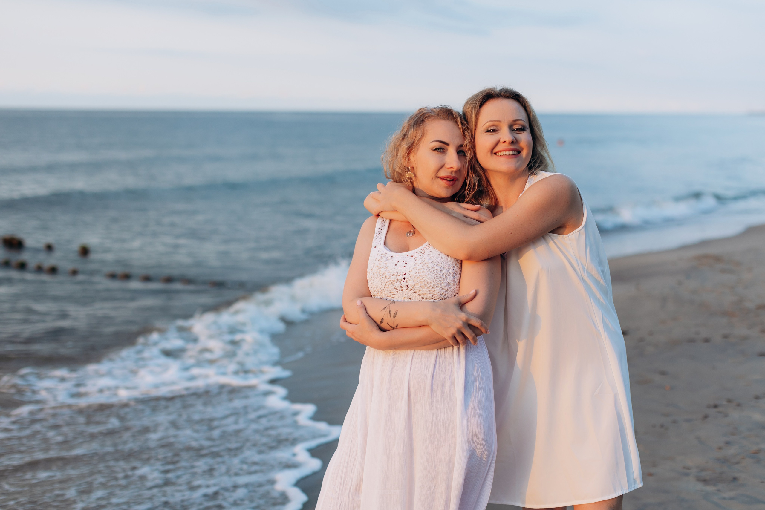 Подруги Отрадное закат лето. Фотограф в Калининграде свадебная фотография, репортажная, фотосессии