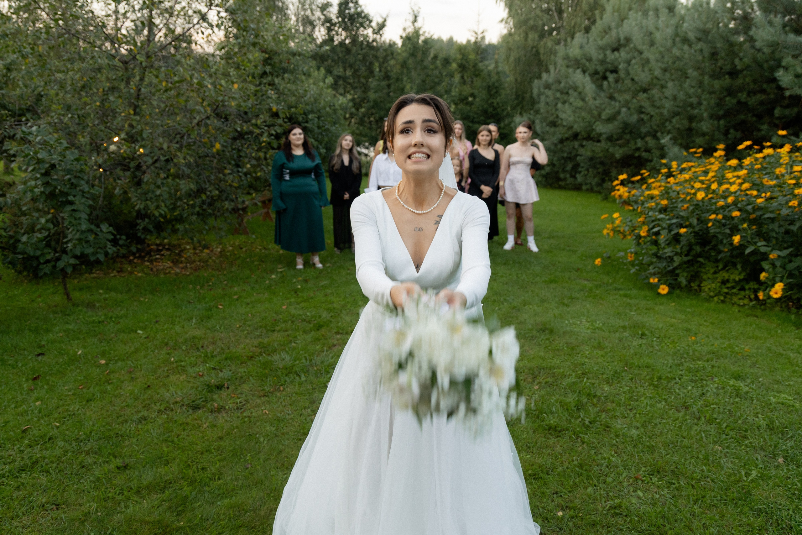 Свадебная фотосессия в агроусадьбе Лабодянка в Минске. Свадебный фотограф в Минске/Беларуси Сергей Спиридонов