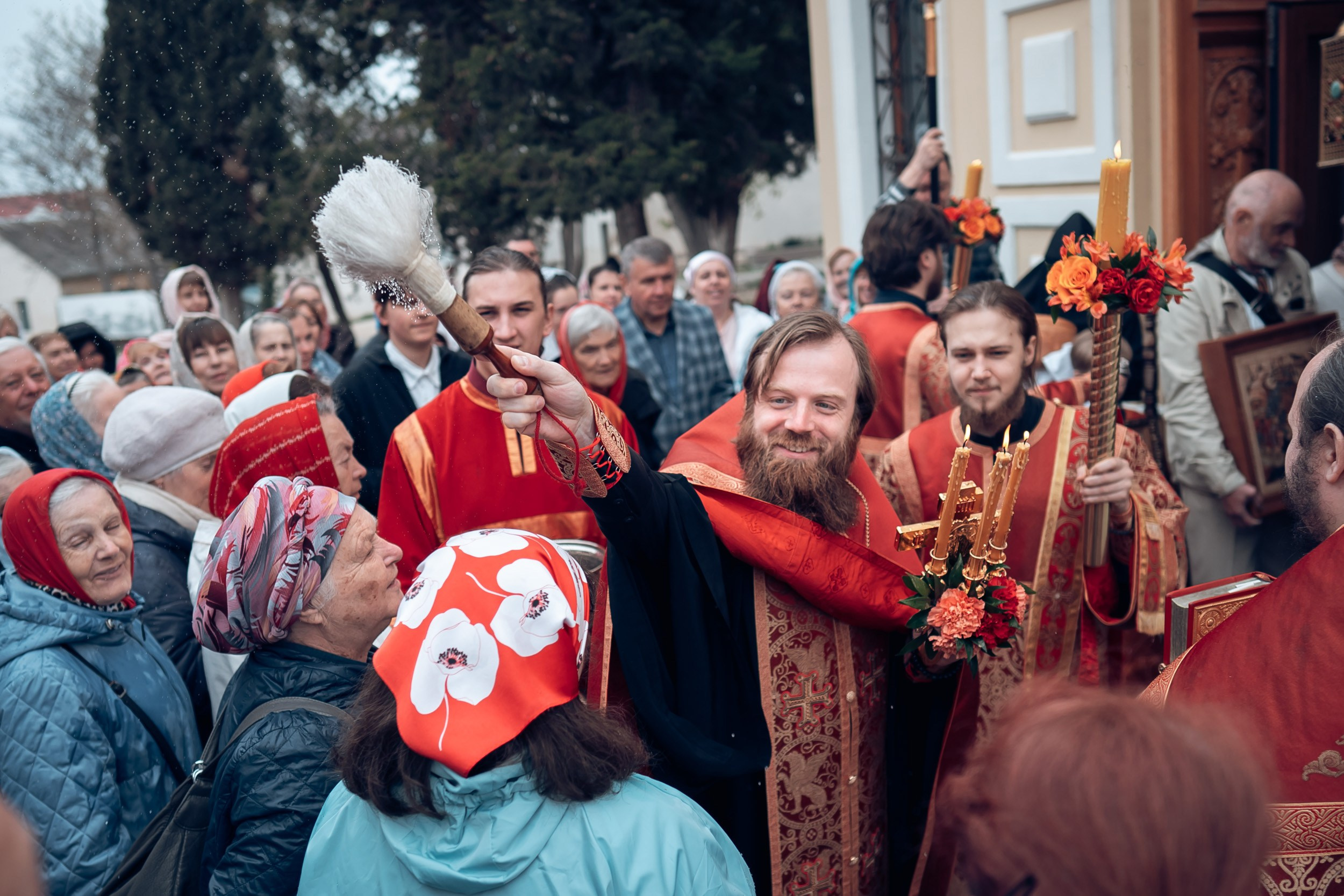 Богослужение на Светлой седмице в Херсонесском монастыре г. Севастополь. Церковный фотограф Севастополь