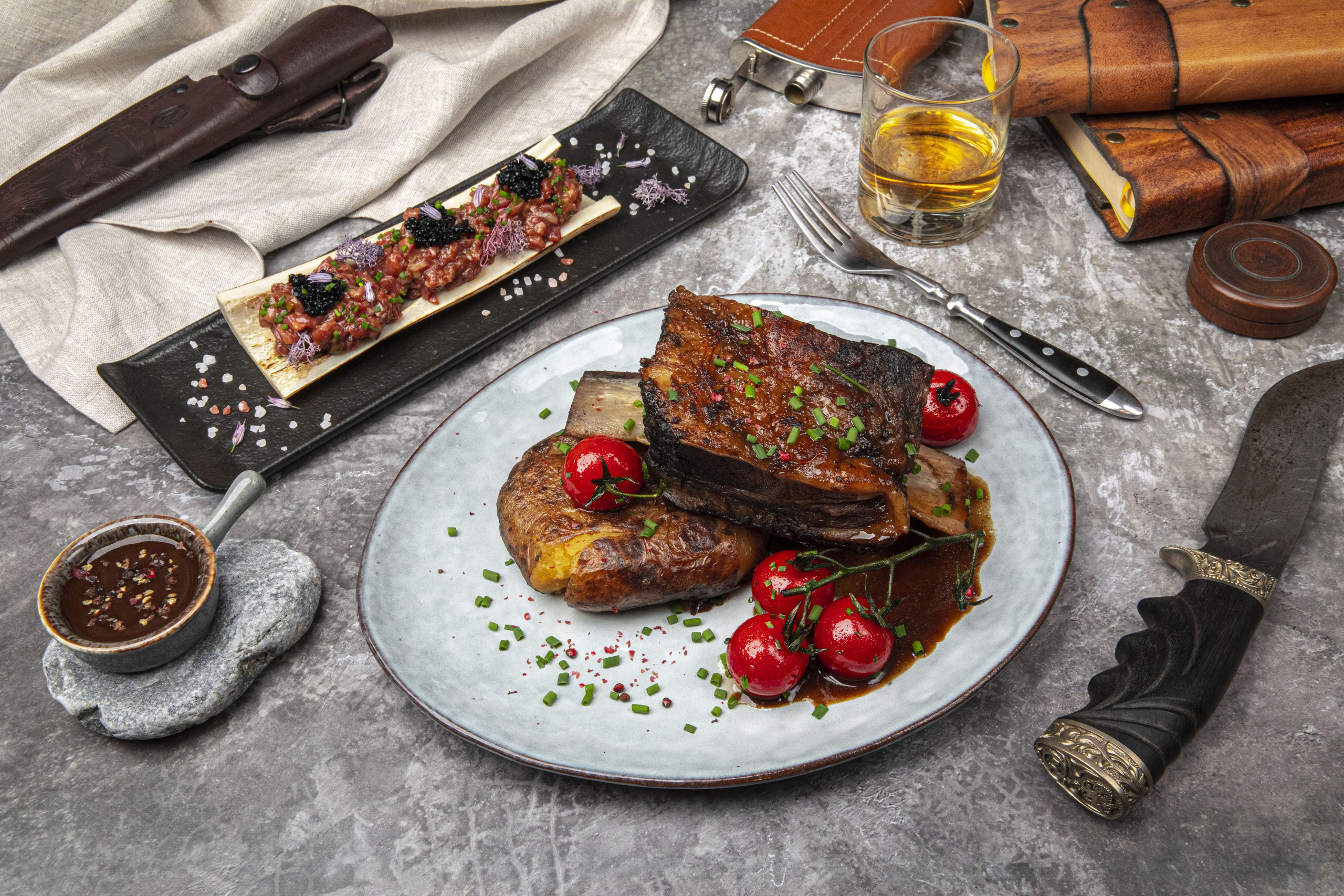 Художественная съёмка блюд с участием фуд-стилиста. Фуд-фотограф Илья Милоданов съемка в Москве и Московской области