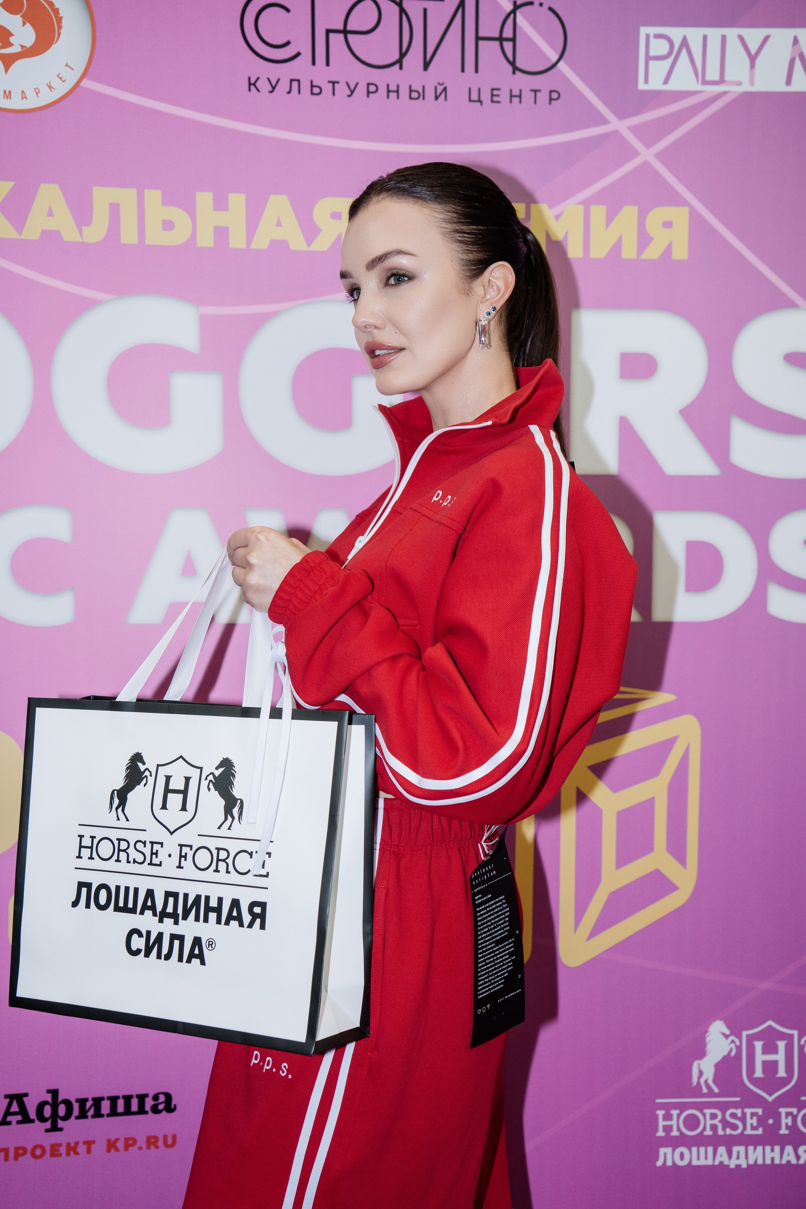 Bloggers Music Awards 2025. Фотограф София Горбачева. Свадебный и репортажный фотограф видеограф Брянск/Москва