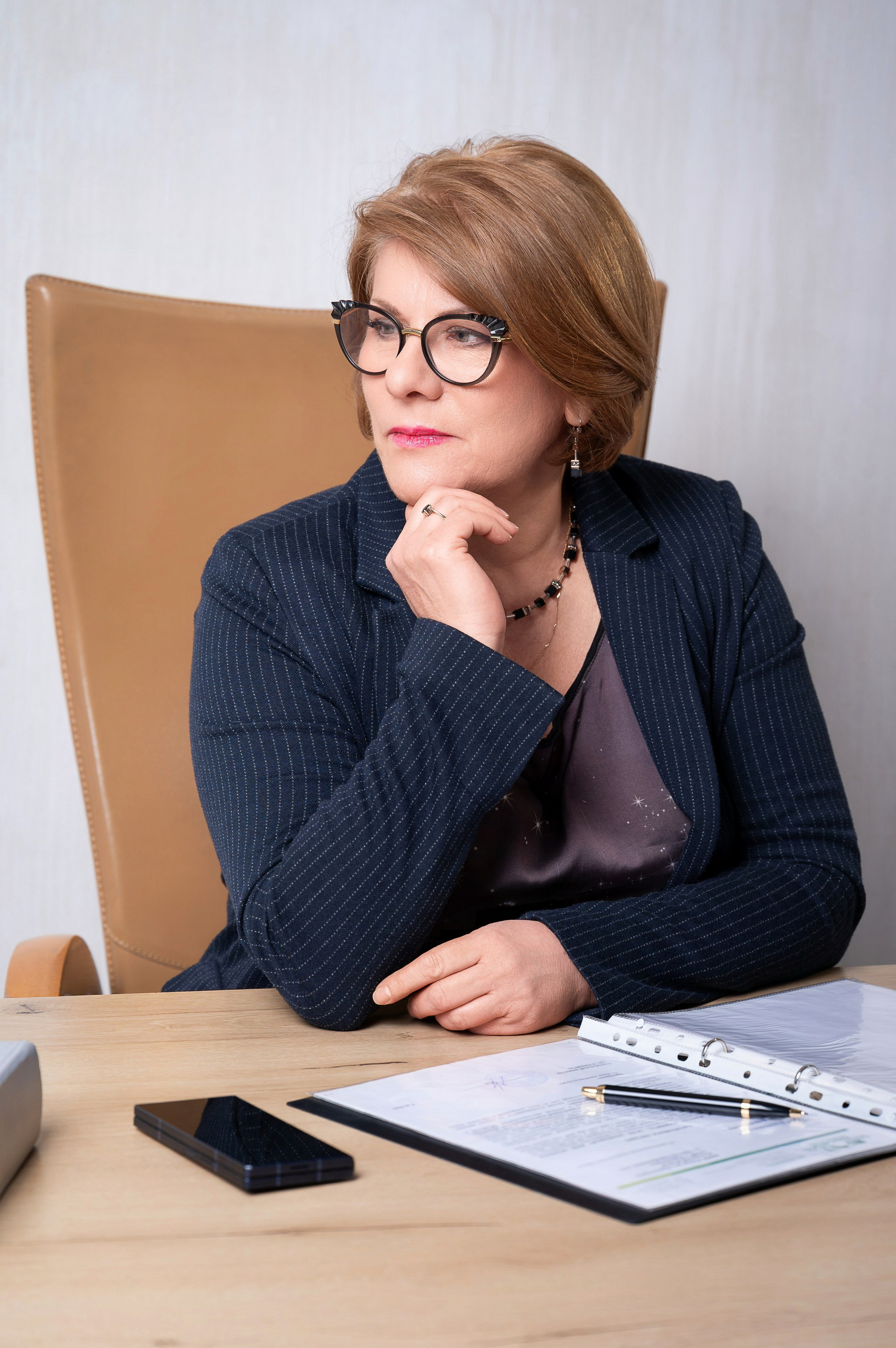 БИЗНЕС-ФОТОСЕССИЯ ДЛЯ ВИКТОРИИ В СТУДИИ. Портретный фотограф в Москве Евгений Кемайкин