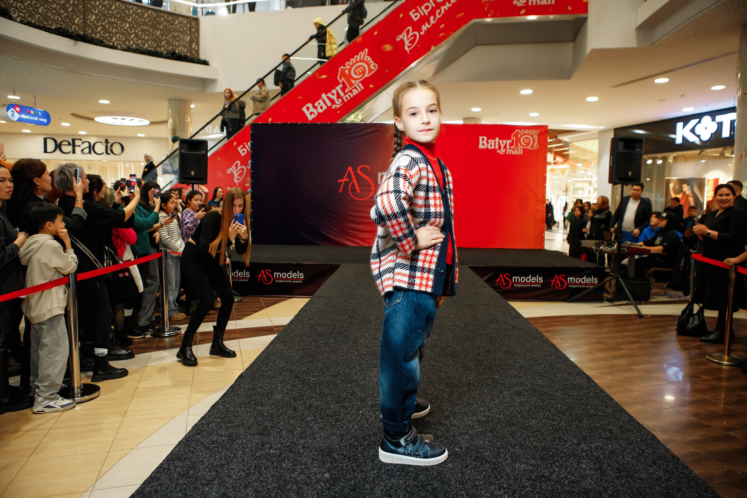 Fashion Show модельной школы AS Models. Кипятком Павлодар