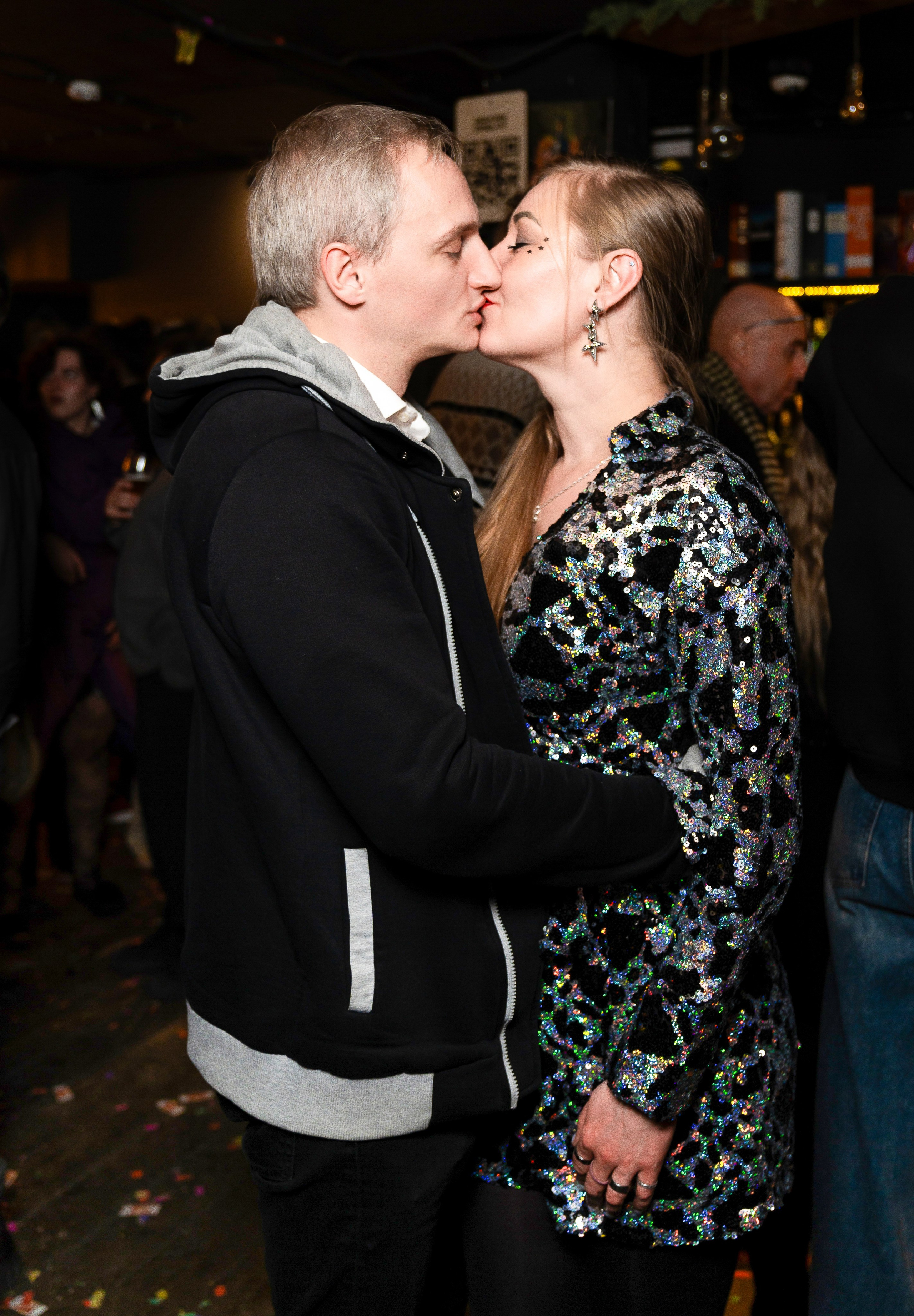 Новый год, новый год в баре Санкт-Петербург, новый год в музыкальном баре Дебошир Санкт-Петербург, новый год в Санкт-Петербурге, бар Дебошир, новый год в баре Дебошир в Санкт-Петербурге, новогодний корпоратив, корпоратив в баре Санкт-Петербург 