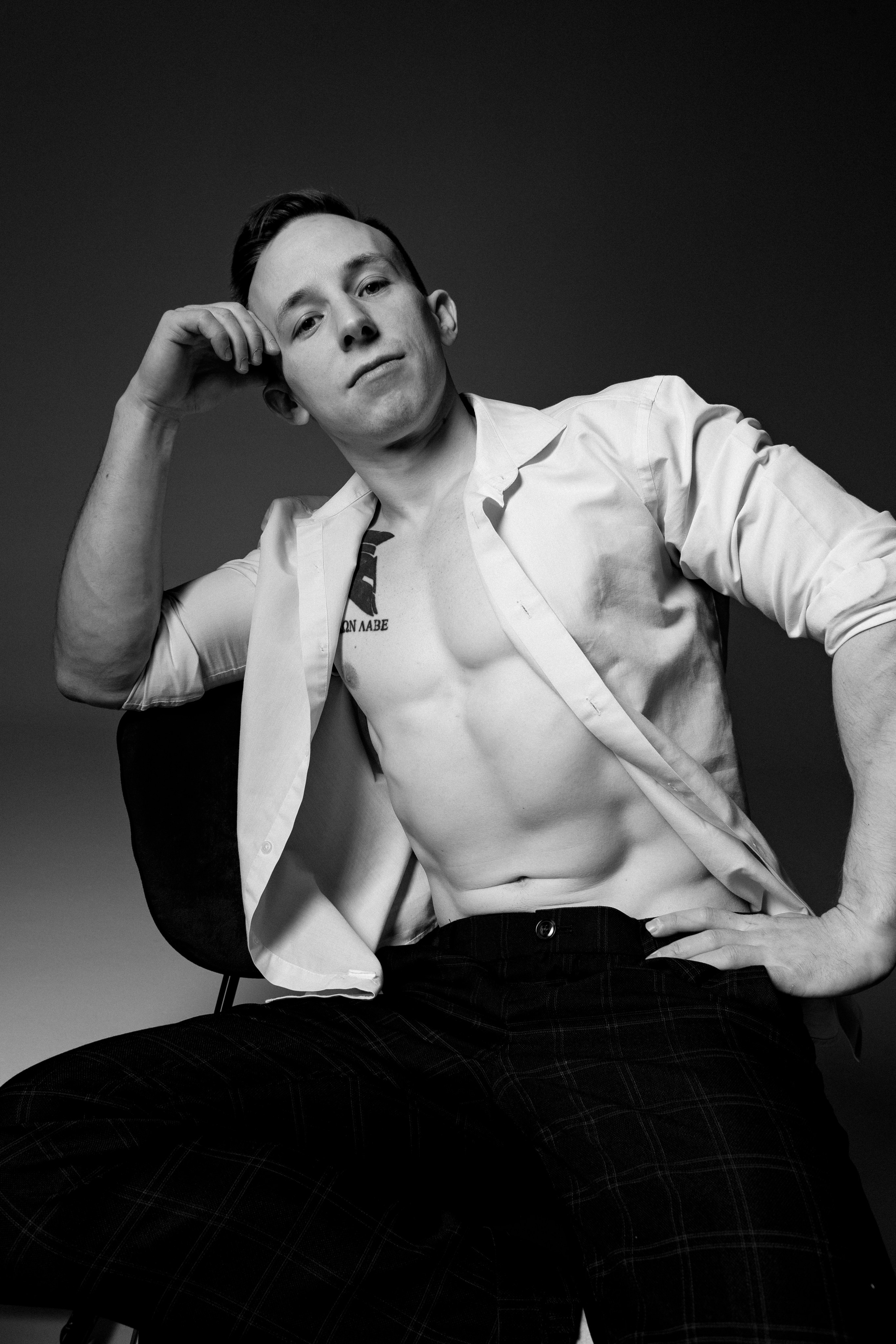 Мужская фотосессия в студии Нижний Новгород. Мужской портрет, Нижний Новгород.