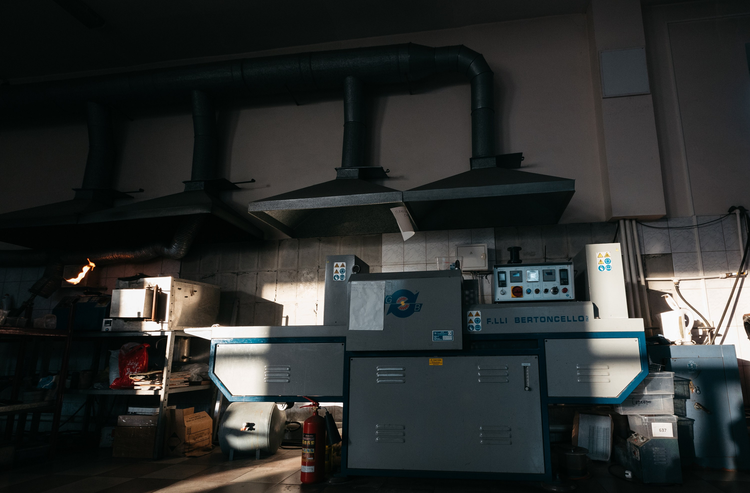 Промышленный репортаж ювелирного производства. Фотограф Олег Сотник