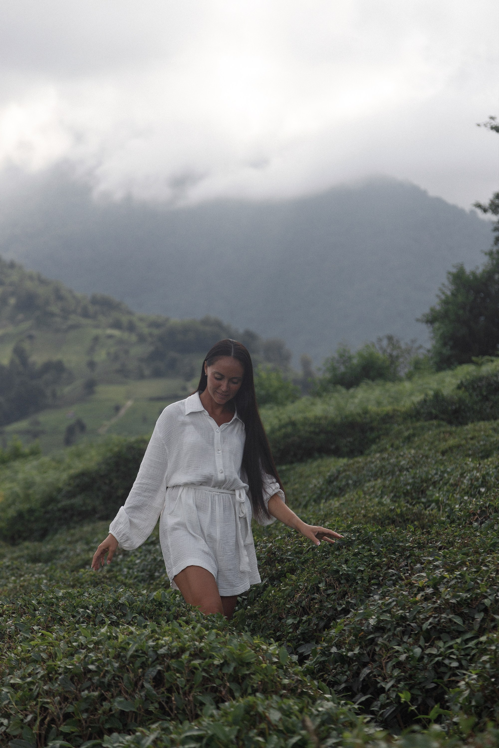 Портретная фотосессия в чайных плантациях