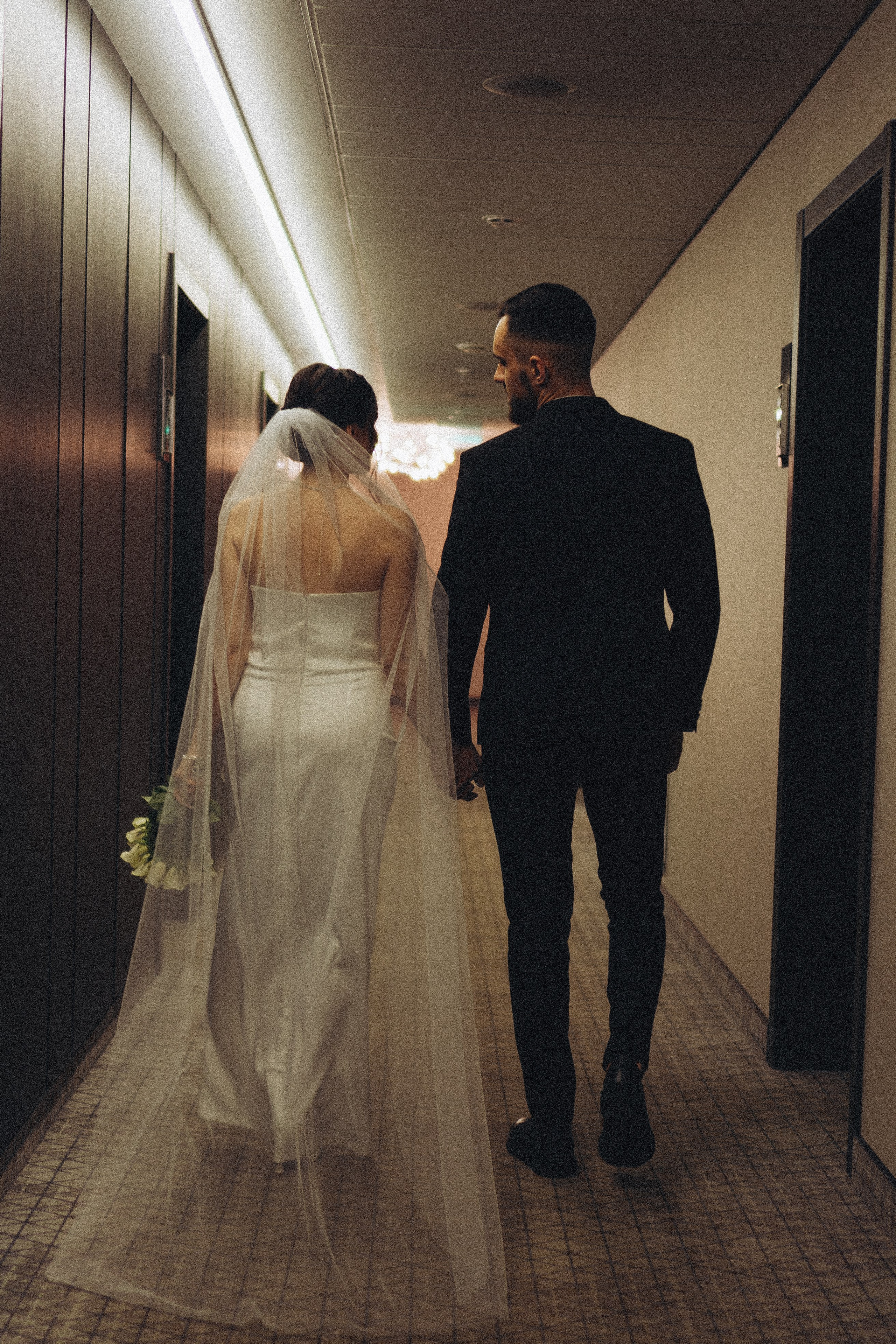 СВАДЕБНАЯ СЬЕМКА СБОРОВ ЖЕНИХА И НЕВЕСТЫ В ОТЕЛЕ И ТАКЖЕ ФОТОСЕССИИЯ В ОТЕЛЕЕ МЕГАПОЛИС БРЯНСК. Профессиональный фотограф, Санкт-Петербург — Виктория Богомолова