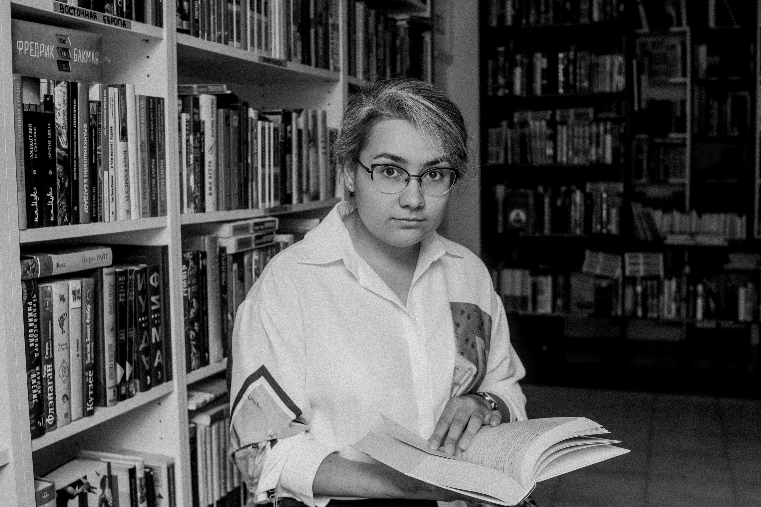 Книжный магазин «Бакен». Портретный фотограф в Красноярске Аня Медведева