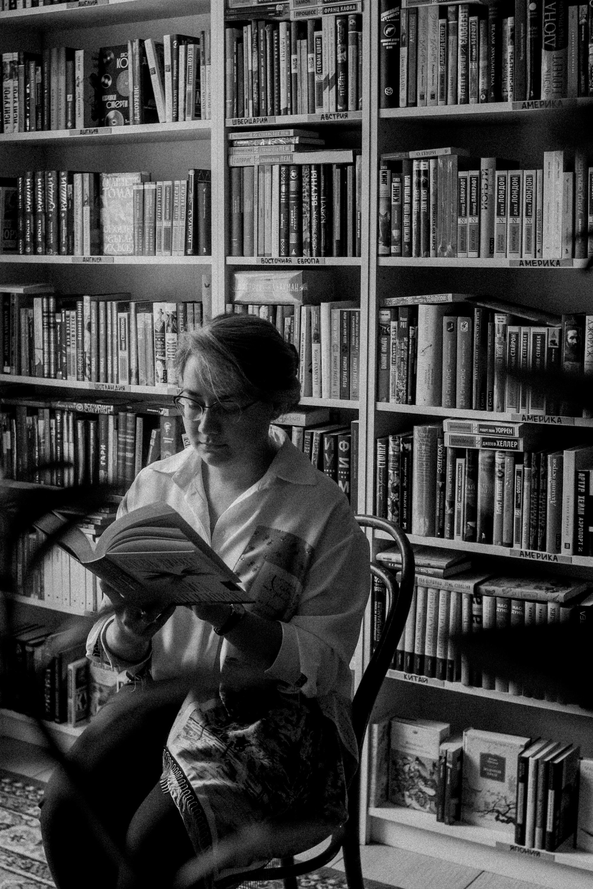 Книжный магазин «Бакен». Портретный фотограф в Красноярске Аня Медведева