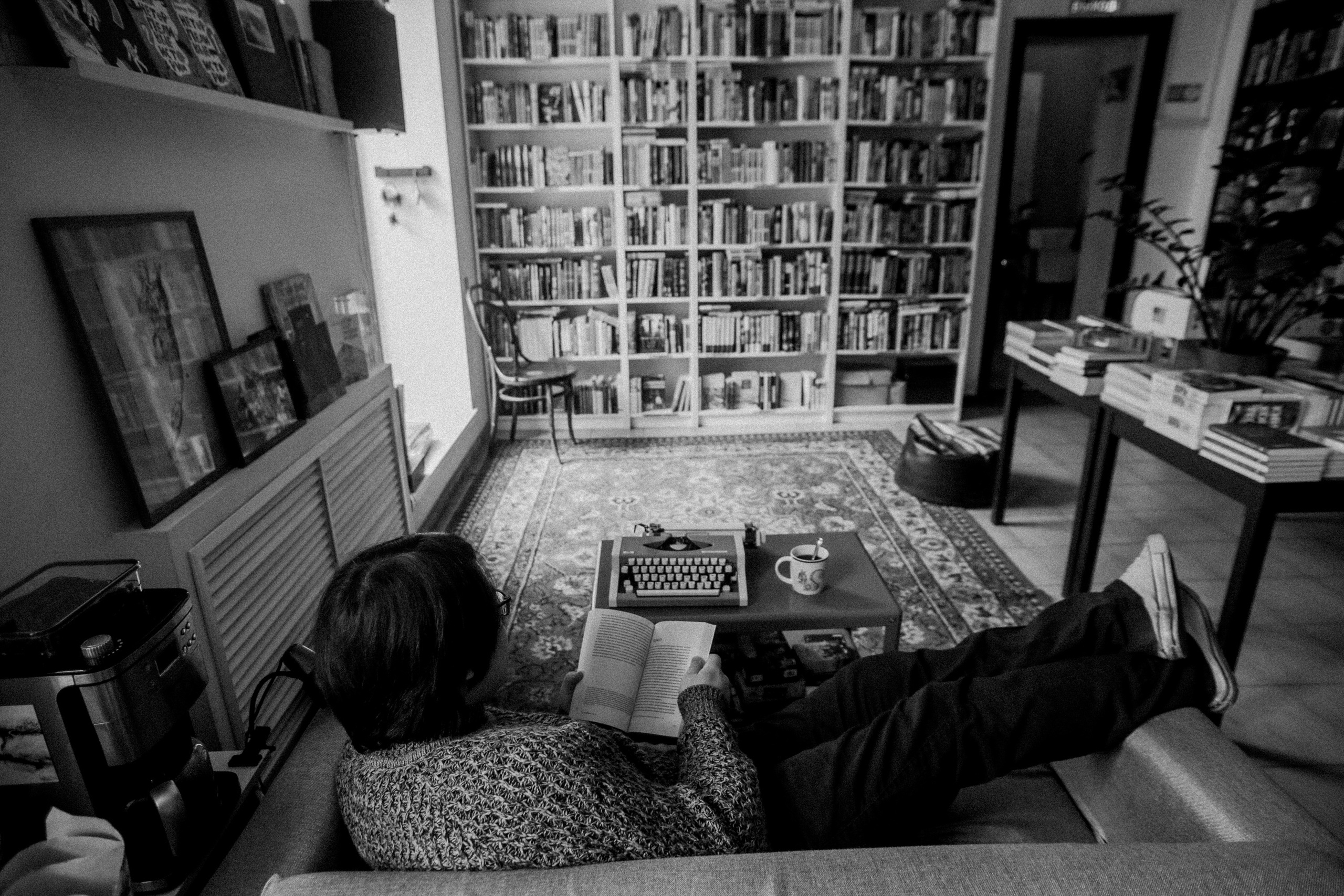 Книжный магазин «Бакен». Портретный фотограф в Красноярске Аня Медведева