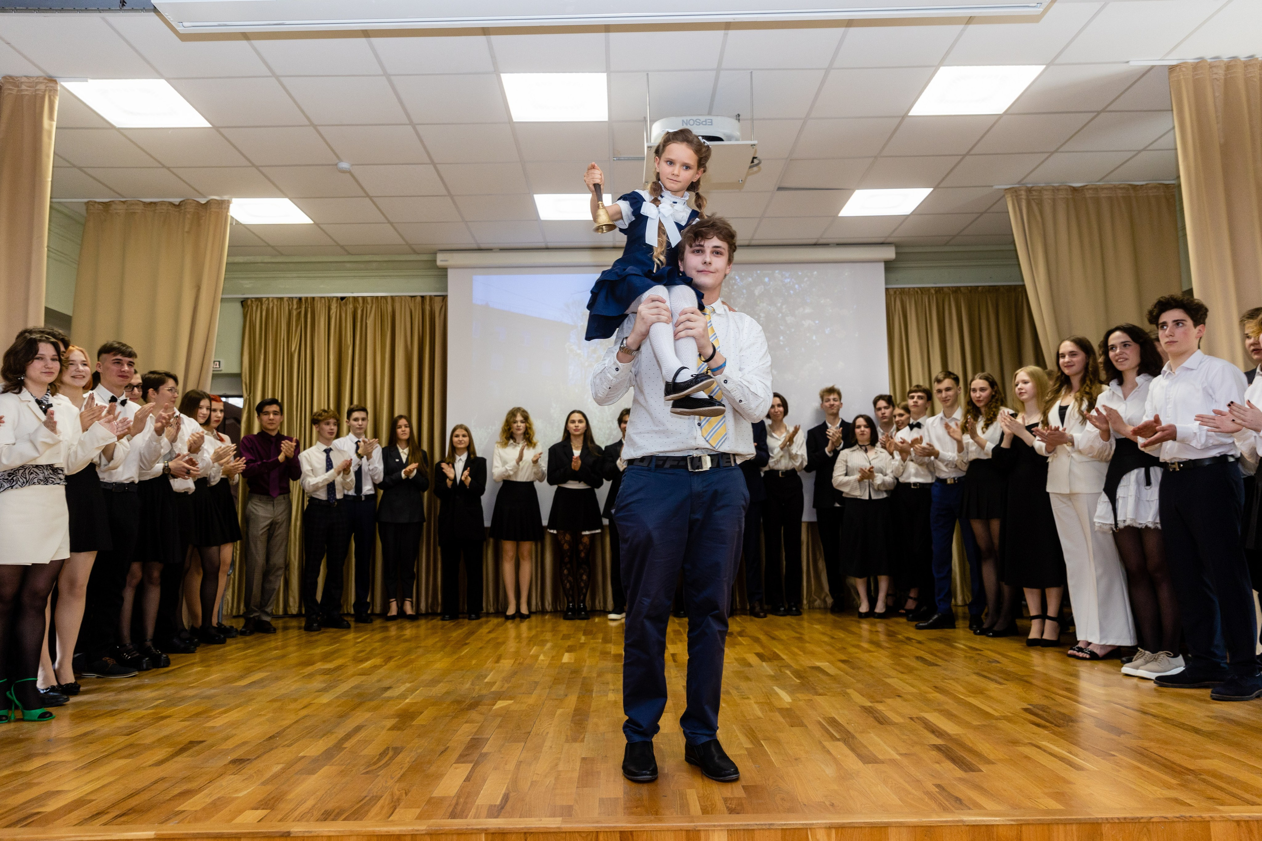 Последний звонок. Фотограф в Санкт-Петербурге Закута Ольга