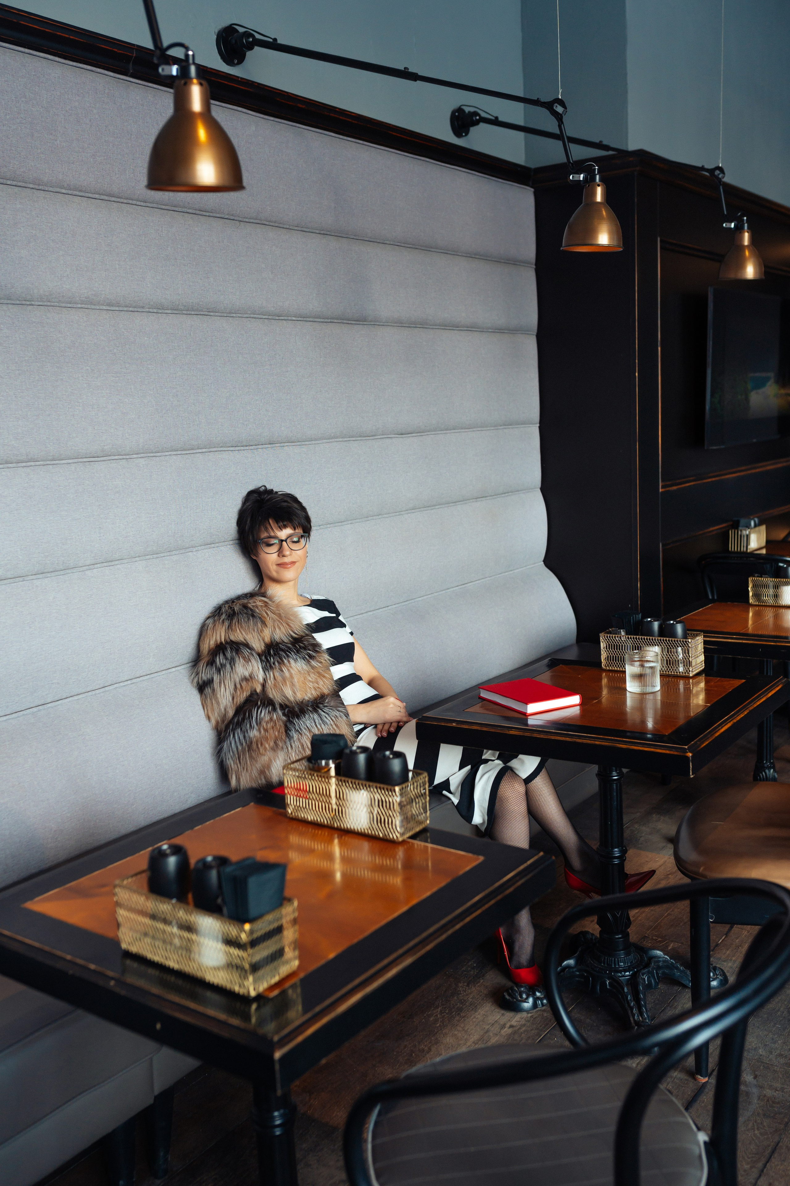 Фотосессия в кафе. Фотограф Ким Наталья в Красноярске