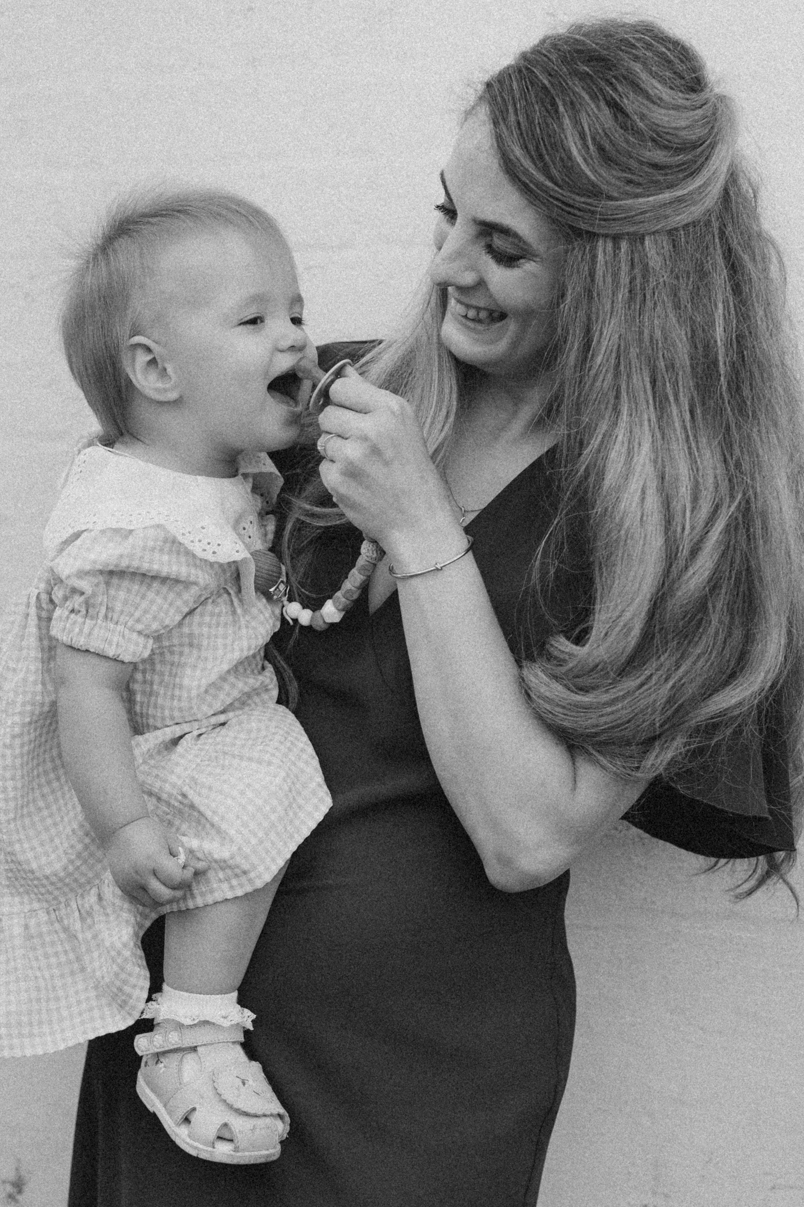 Семейная фотосессия на берегу реки для Миши, Тани, Сони и Таи. Свадебный фотограф в Тамбове Павел Четвертков