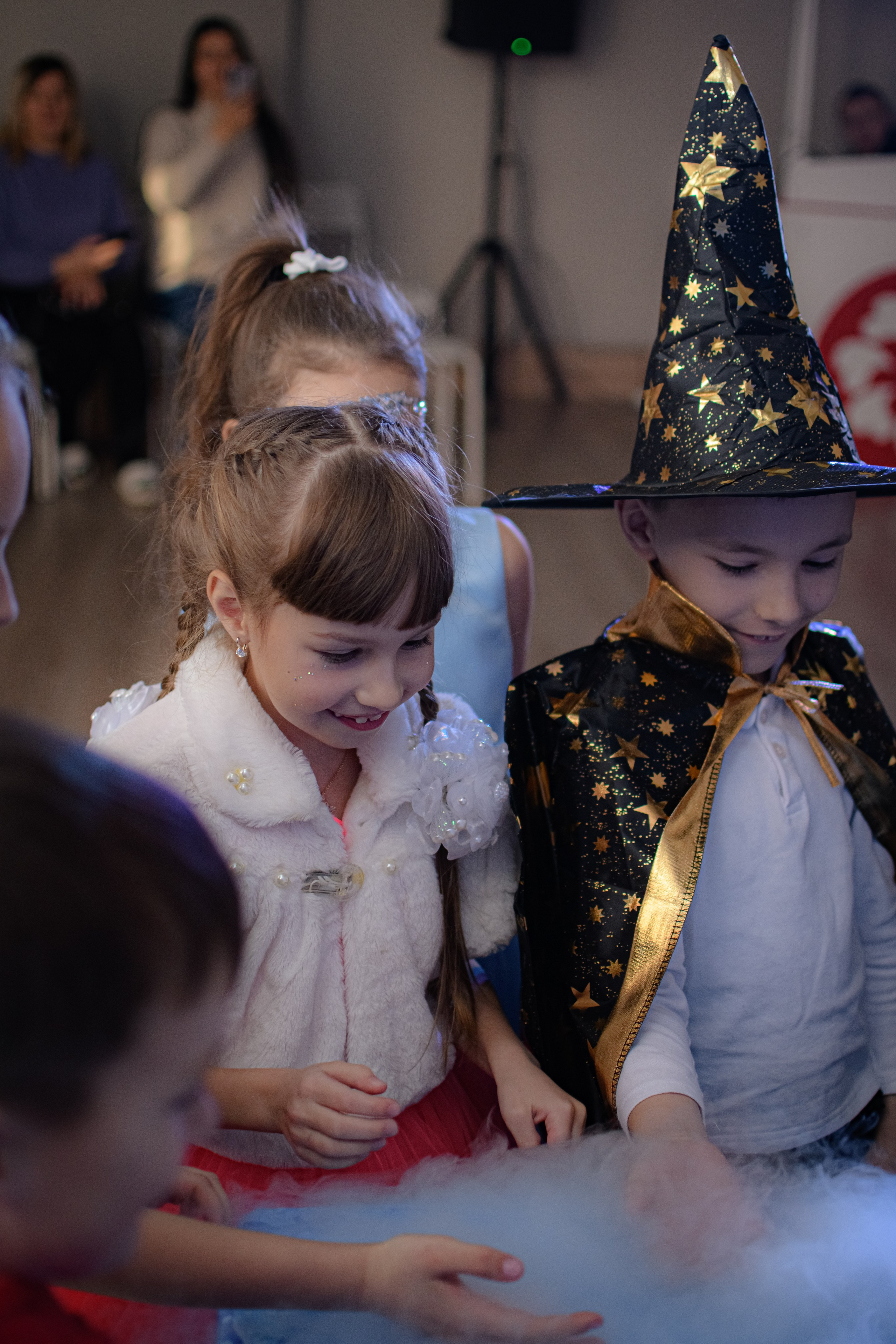 HAPPY NEW YEAR. Photokarish