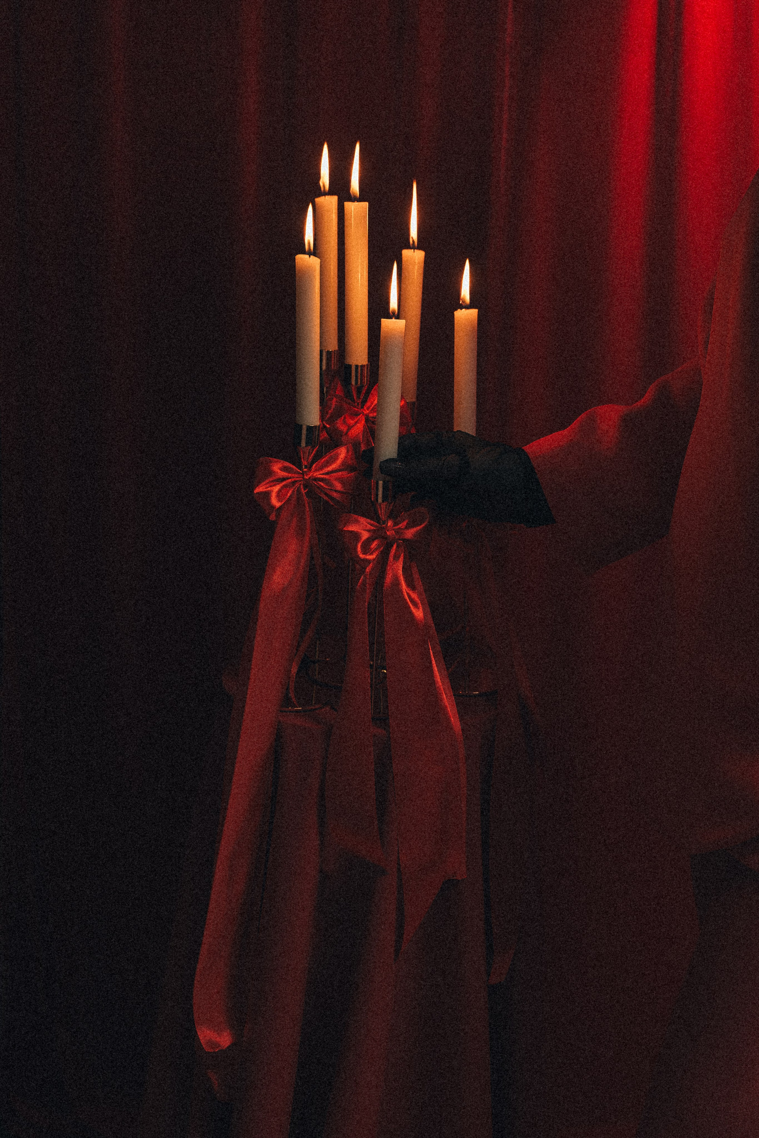 Ledy in Red. Выпускной школьный альбом в Орске и Москве — Фотограф Наталья Лаптова