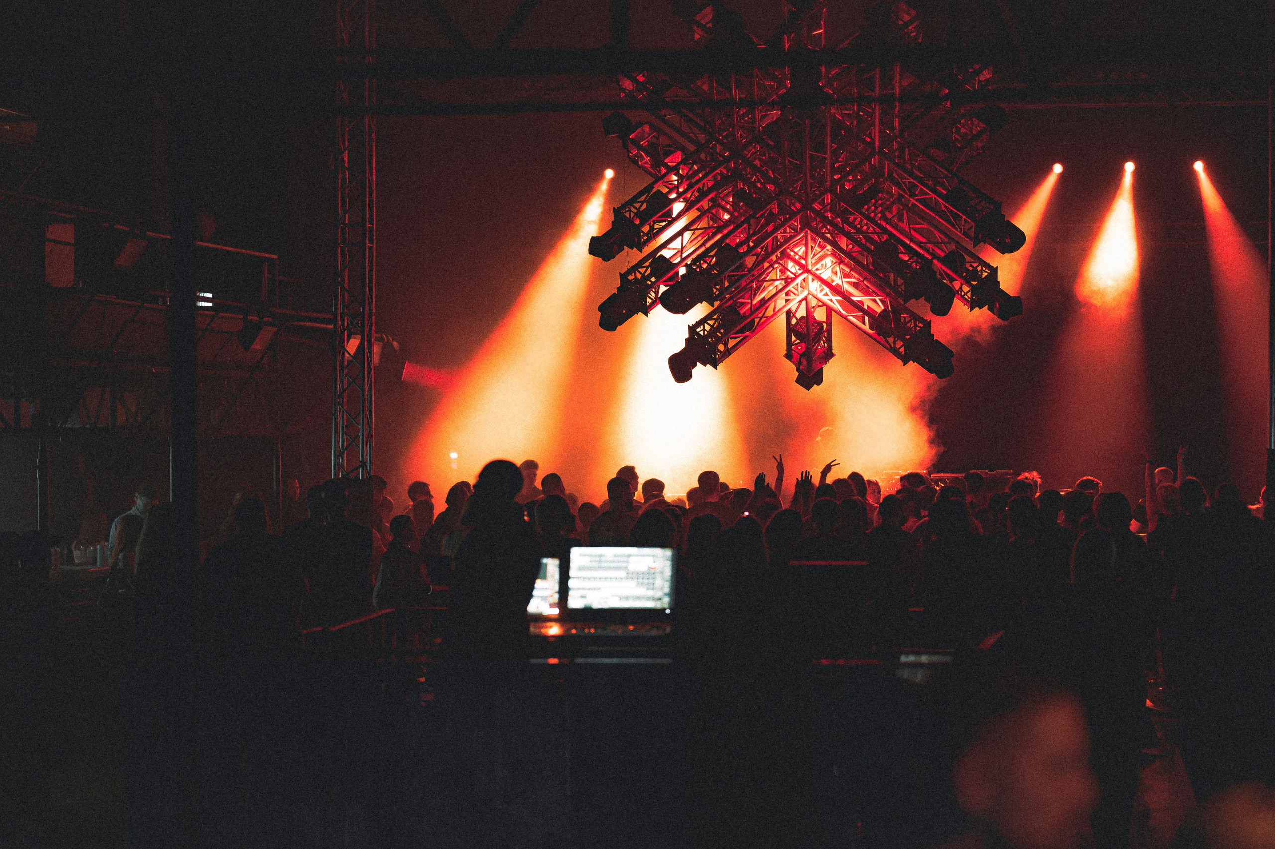 UNDERGROUND. Гришин Фотограф Екатеринбург/Репортаж/ Корпоративная/Свадебная съемка