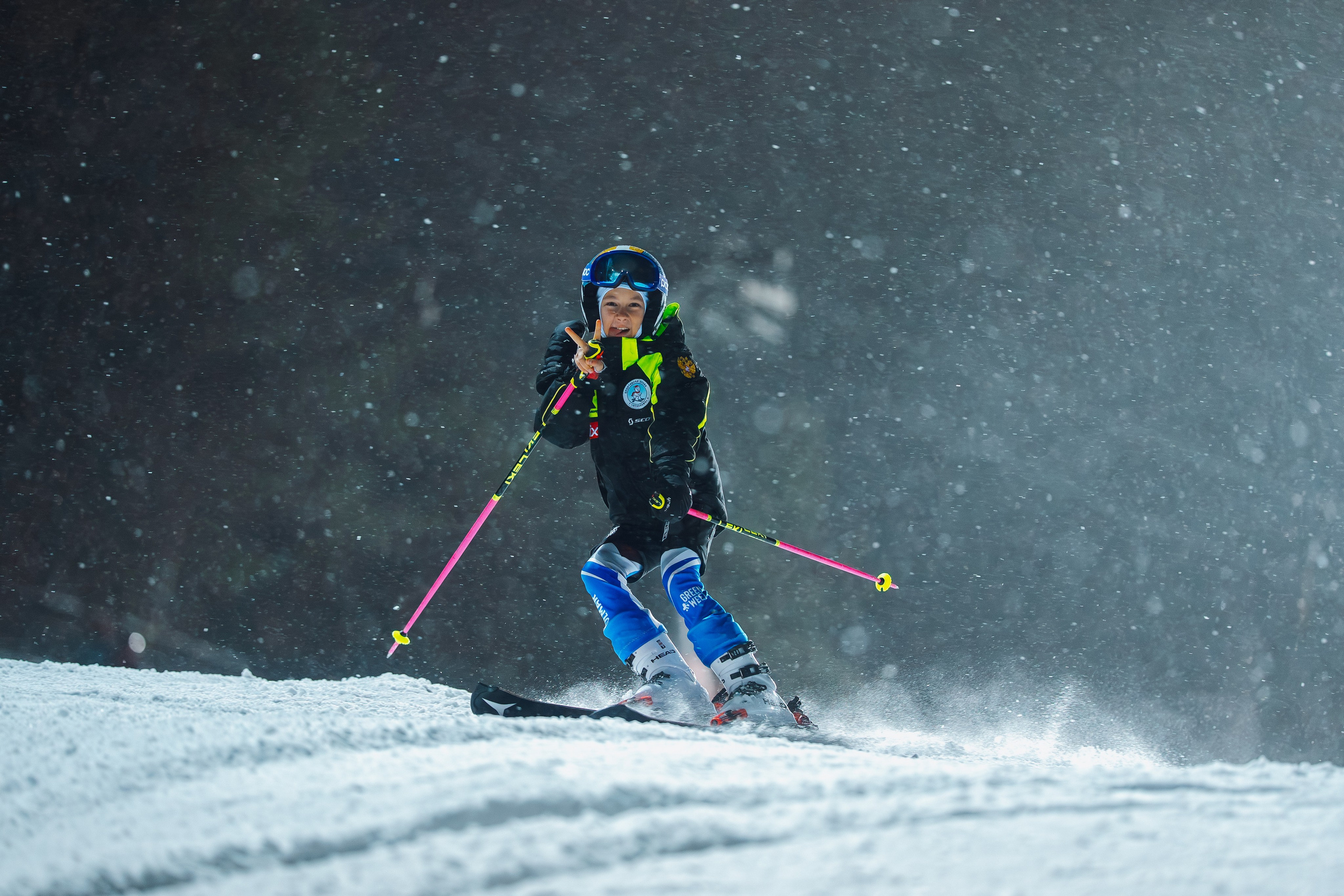 2025.12.25 | Горные лыжи. Тренировка. Шуколово, 5й склон. Фотограф Студитский Евгений