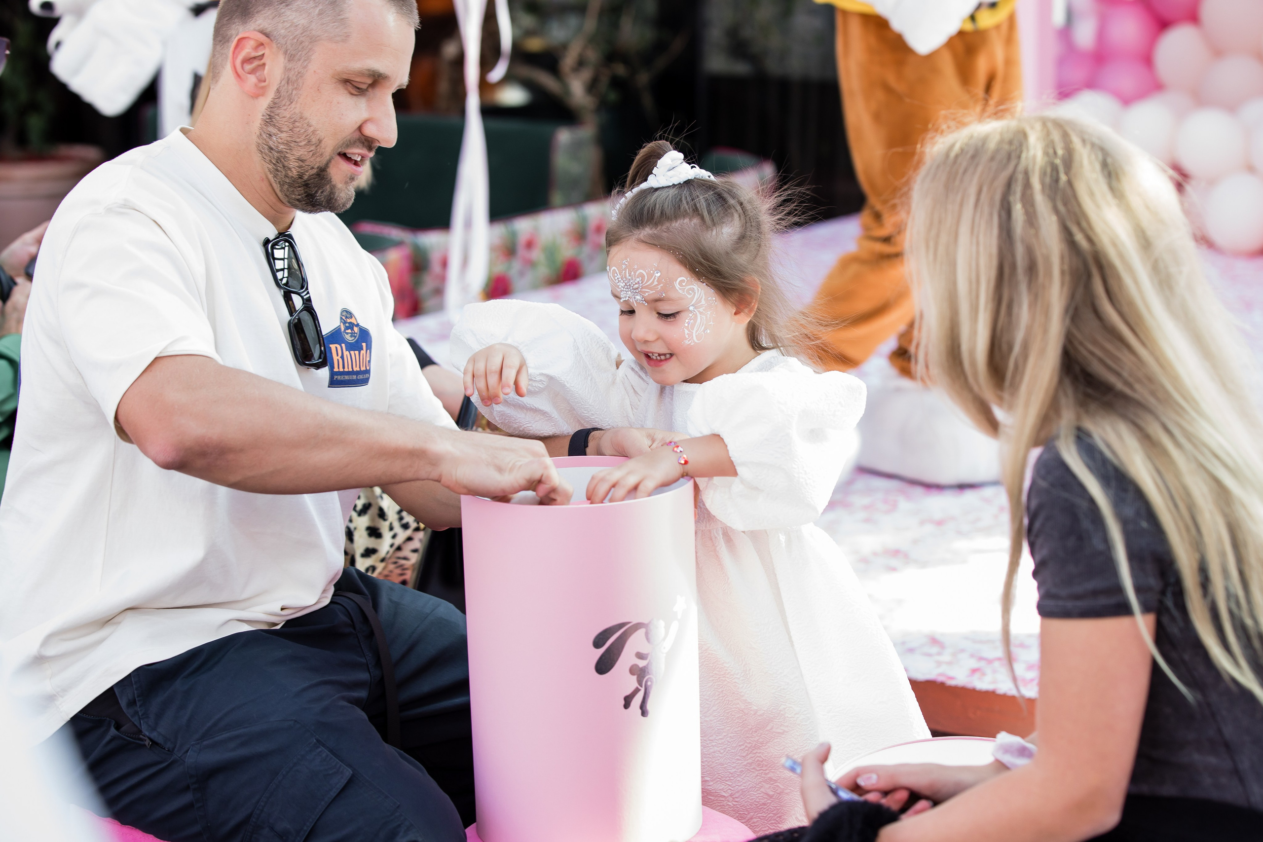 Детский день рождения, фотосессия детского дня рождения. Репортажной и Свадебный фотограф Слава Цесарь