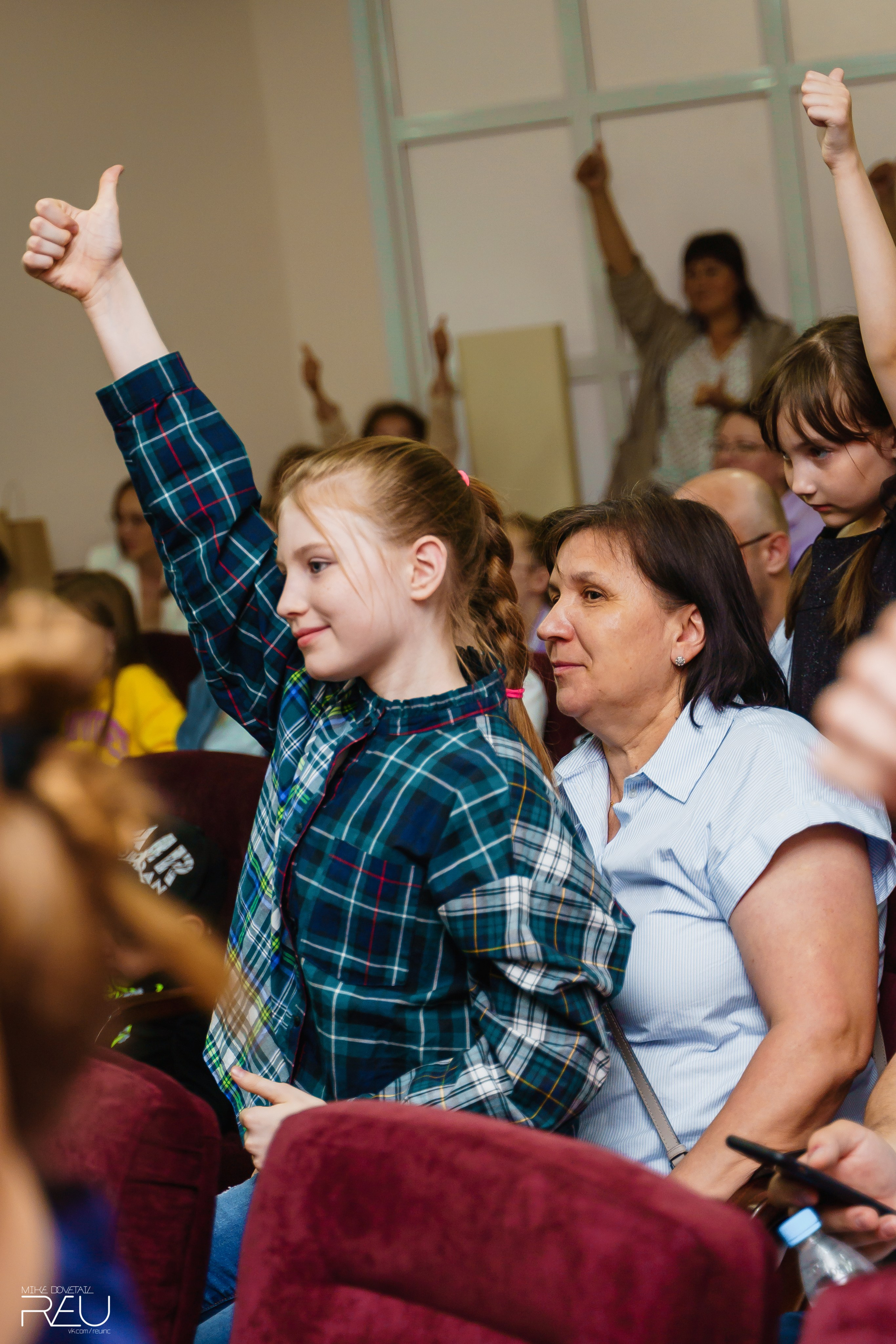 ВЫПУСКНОЙ ШКОЛЫ «Язык Для Успеха» 2023. Mike Dovetail | Портретный и репортажный фотограф