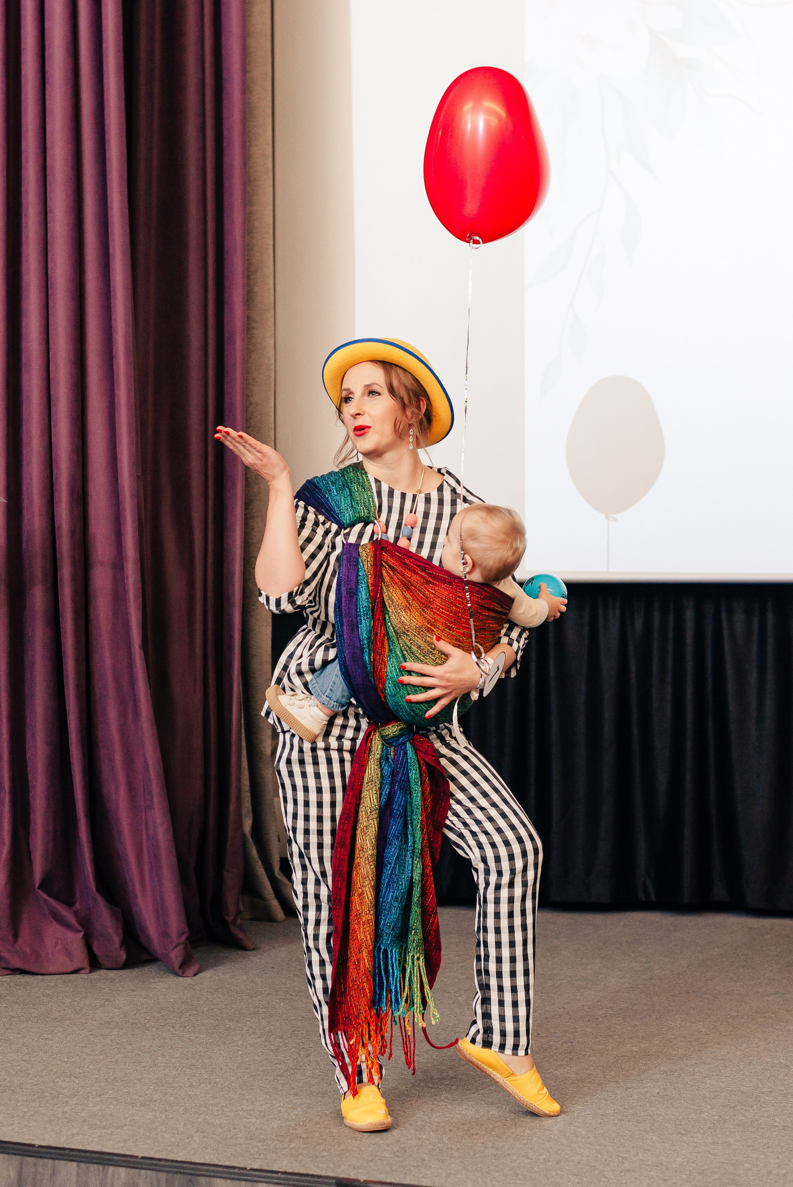 Слингомама Иваново 2025. Семейный и детский фотограф Иваново Ксения Азаренкова