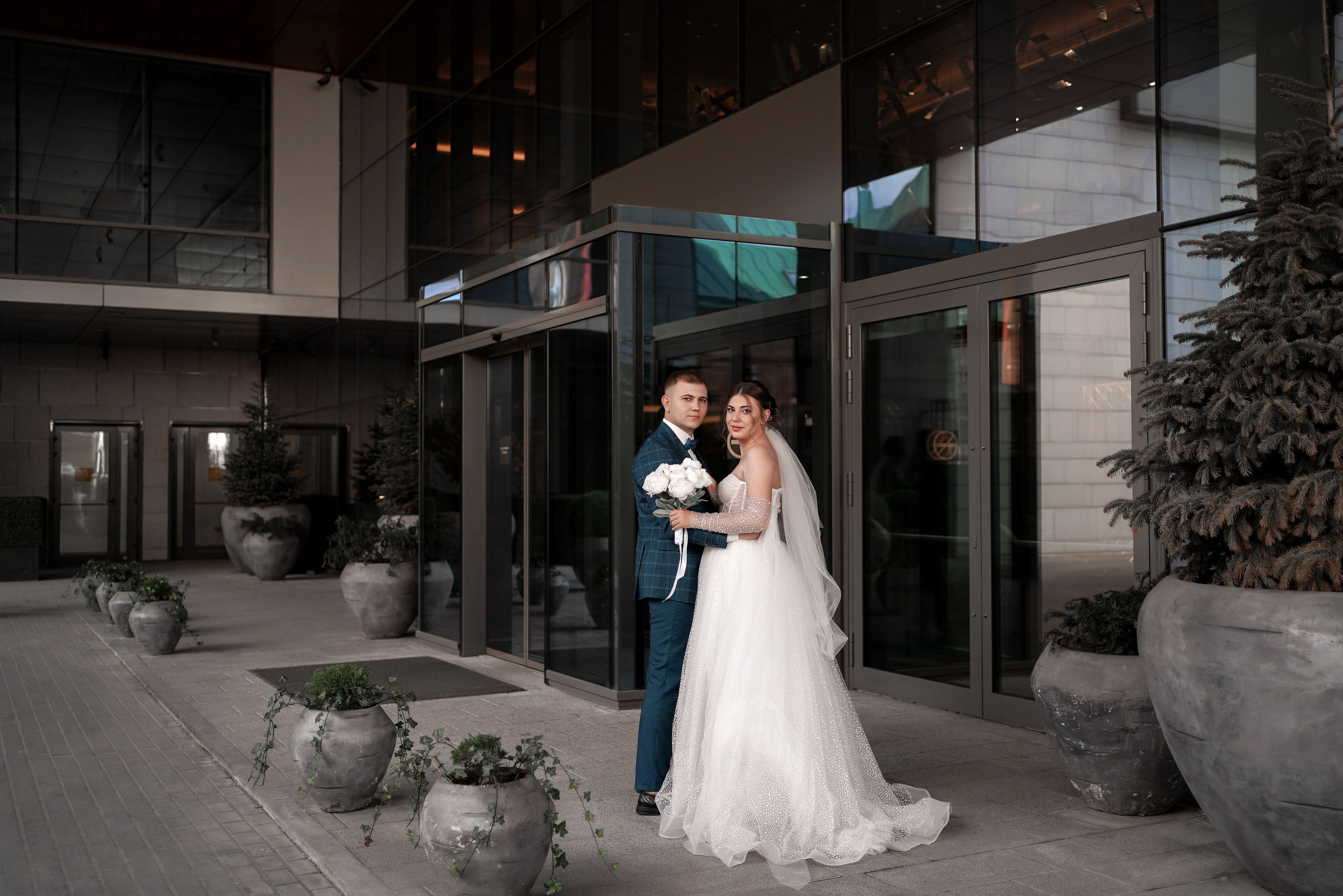 Свадебная фотосессия в отеле Хаятт. Свадебный фотограф в Ростове-на-Дону. Таинство Крещения и Венчания, семейные фотосессии. Алёна Чёботова