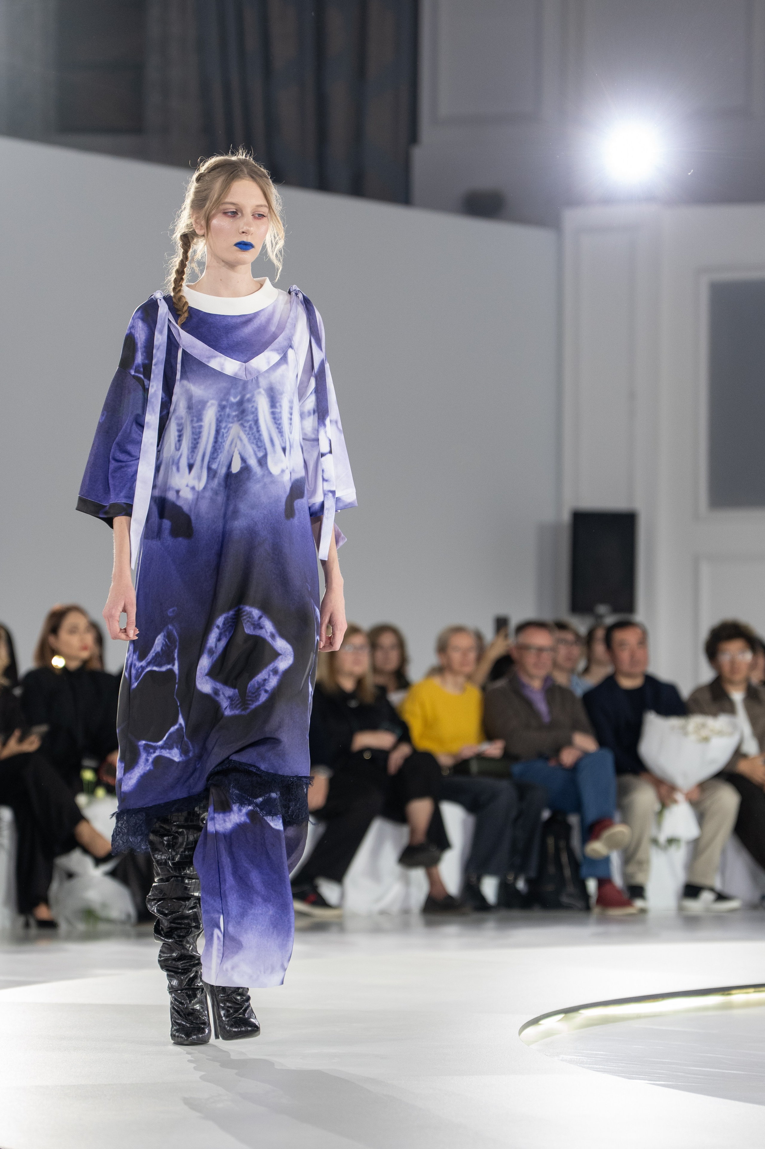 Брэнд Yang Lain. Сайт Алматинского НЮ АРТ, будуар и фэшн фотографа Дениса Карпенко