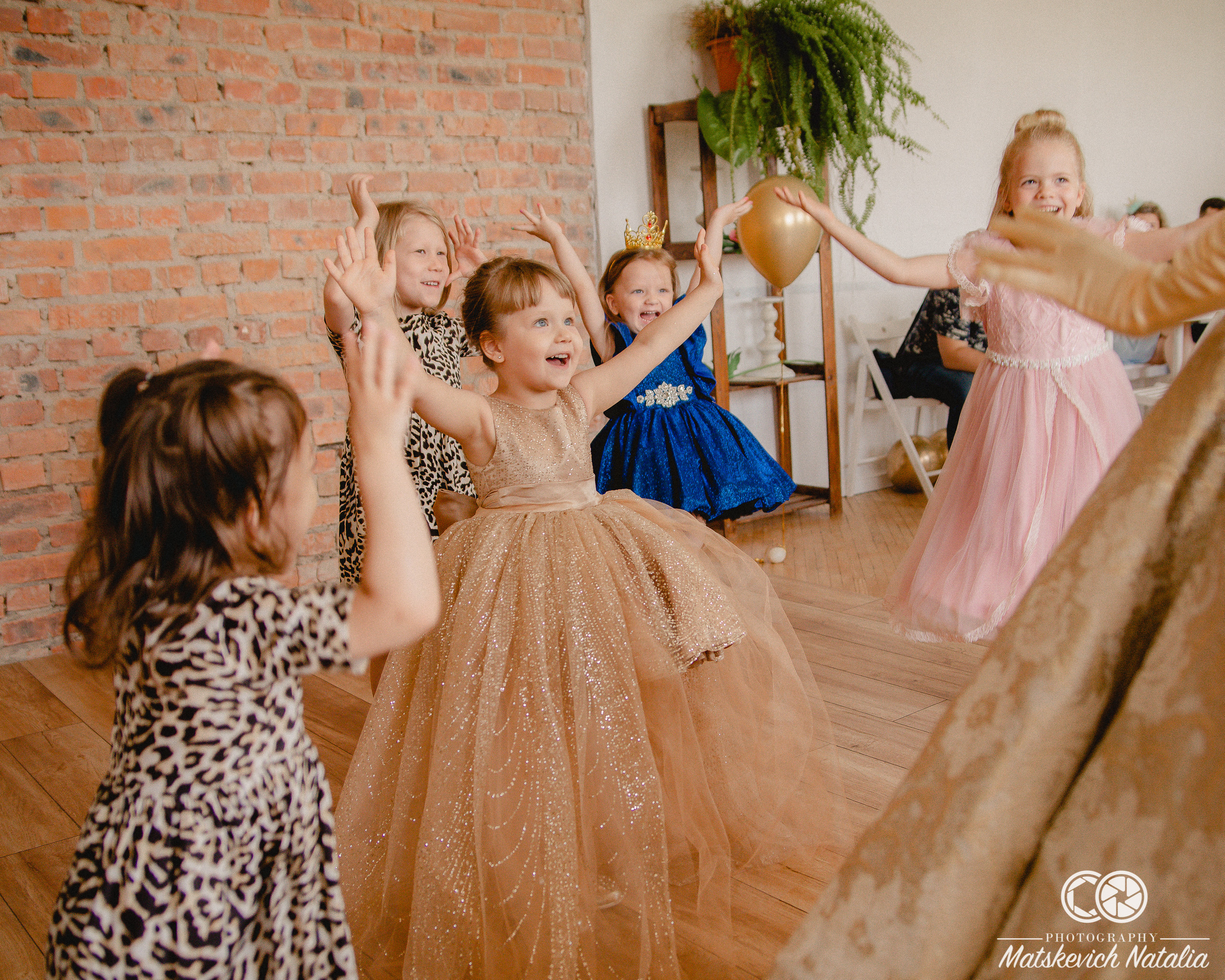 Праздник в фотостудии. Семейный фотограф Хабаровск