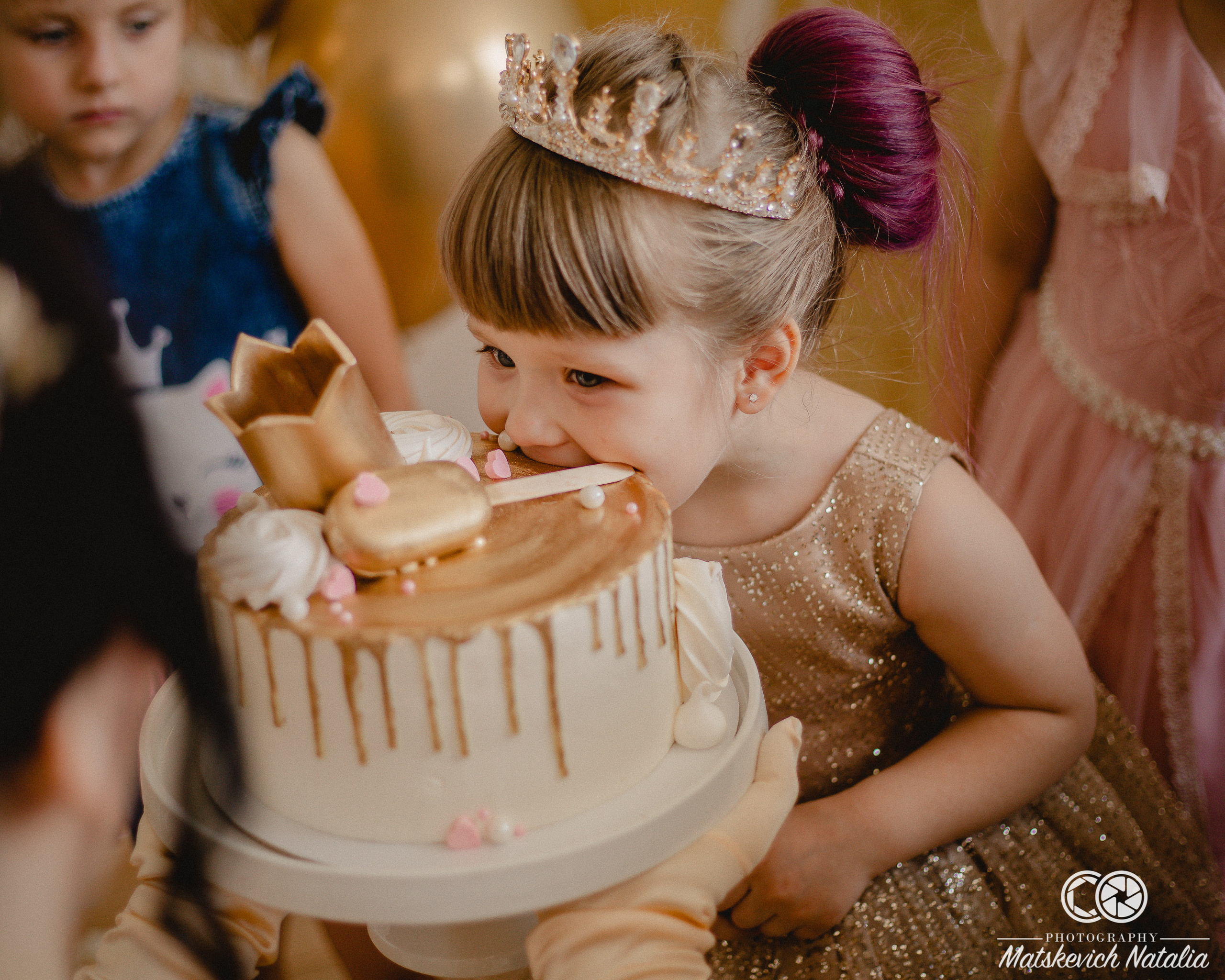 Праздник в фотостудии. Семейный фотограф Хабаровск