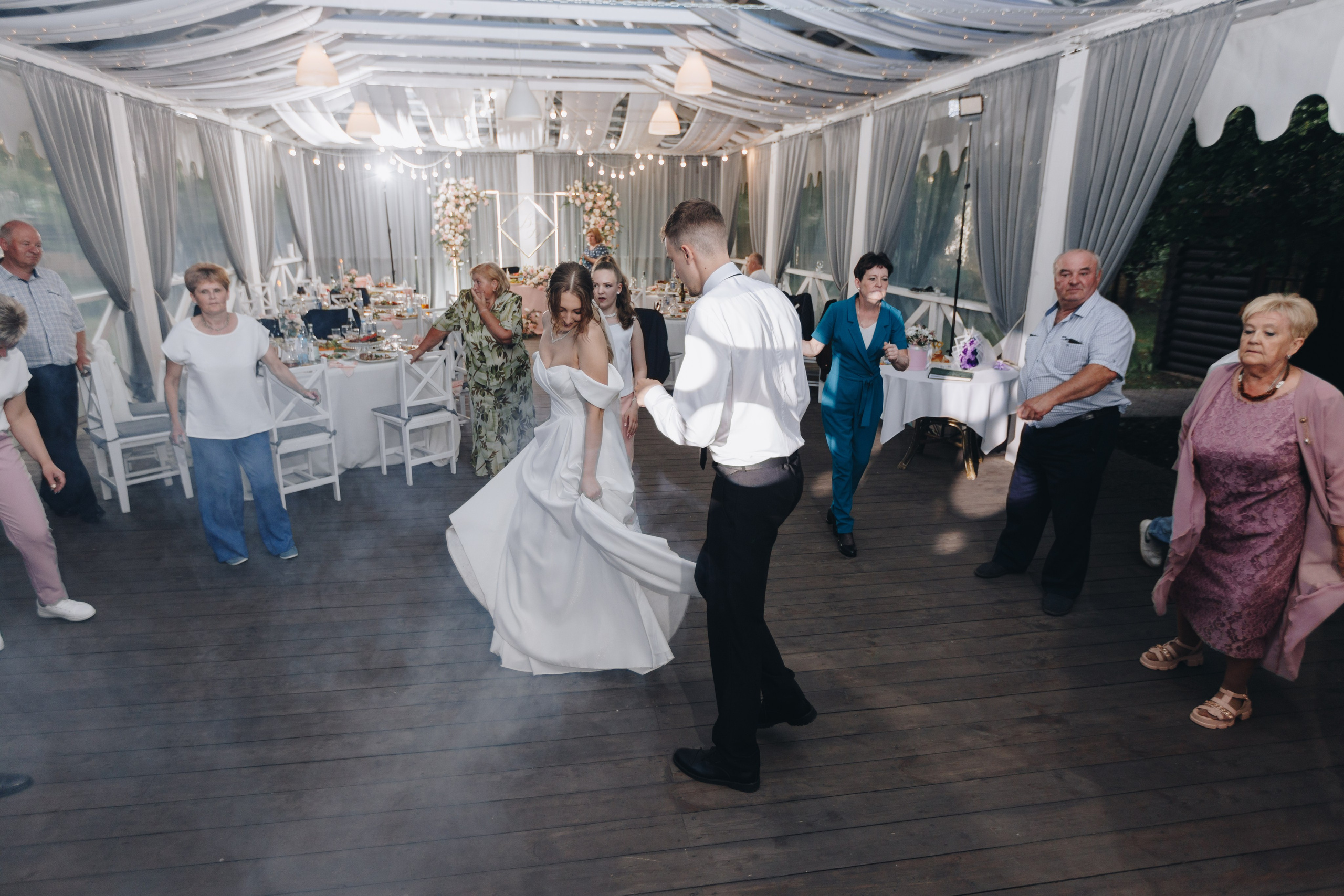 В+В. Свадебный семейный фотограф и видеограф Гомель Минск Беларусь Европа