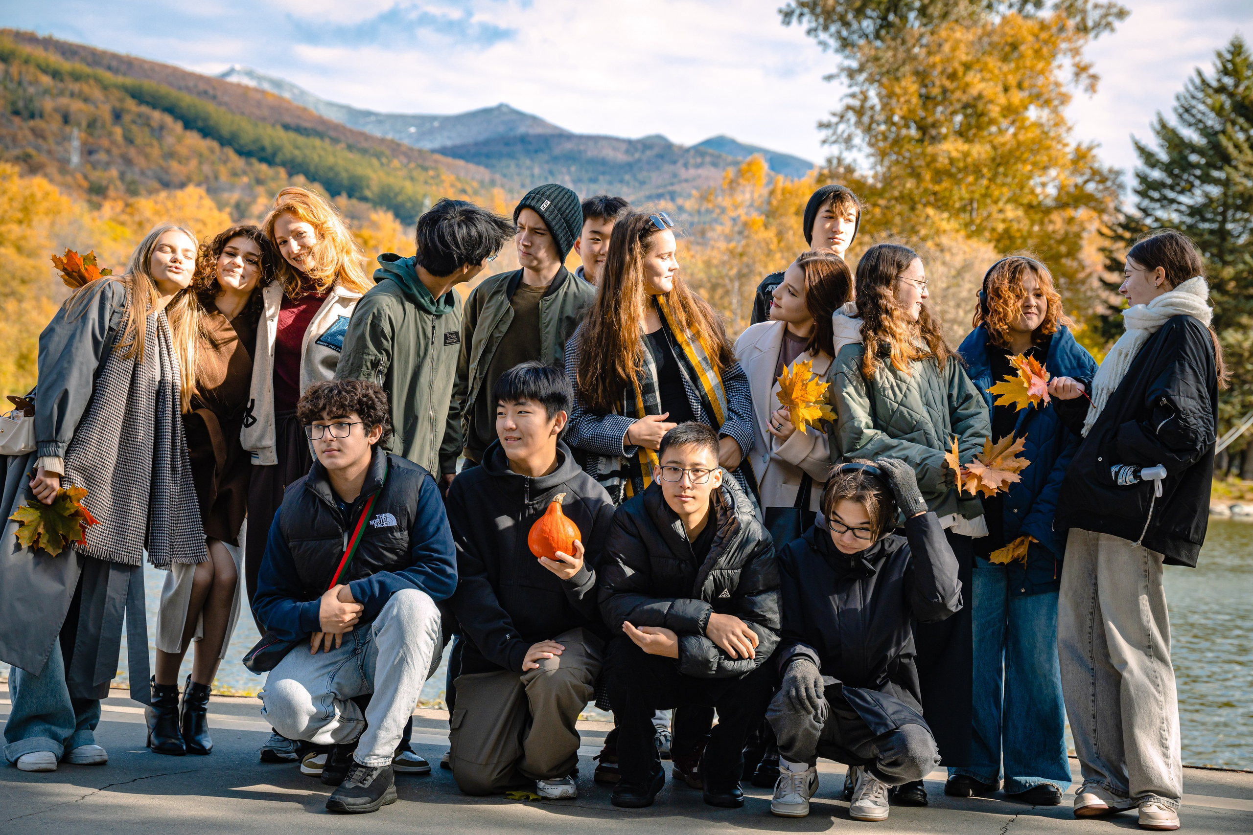 9Б фотопрогулка. Фотограф. г. Южно-Сахалинск. Олег Толстов