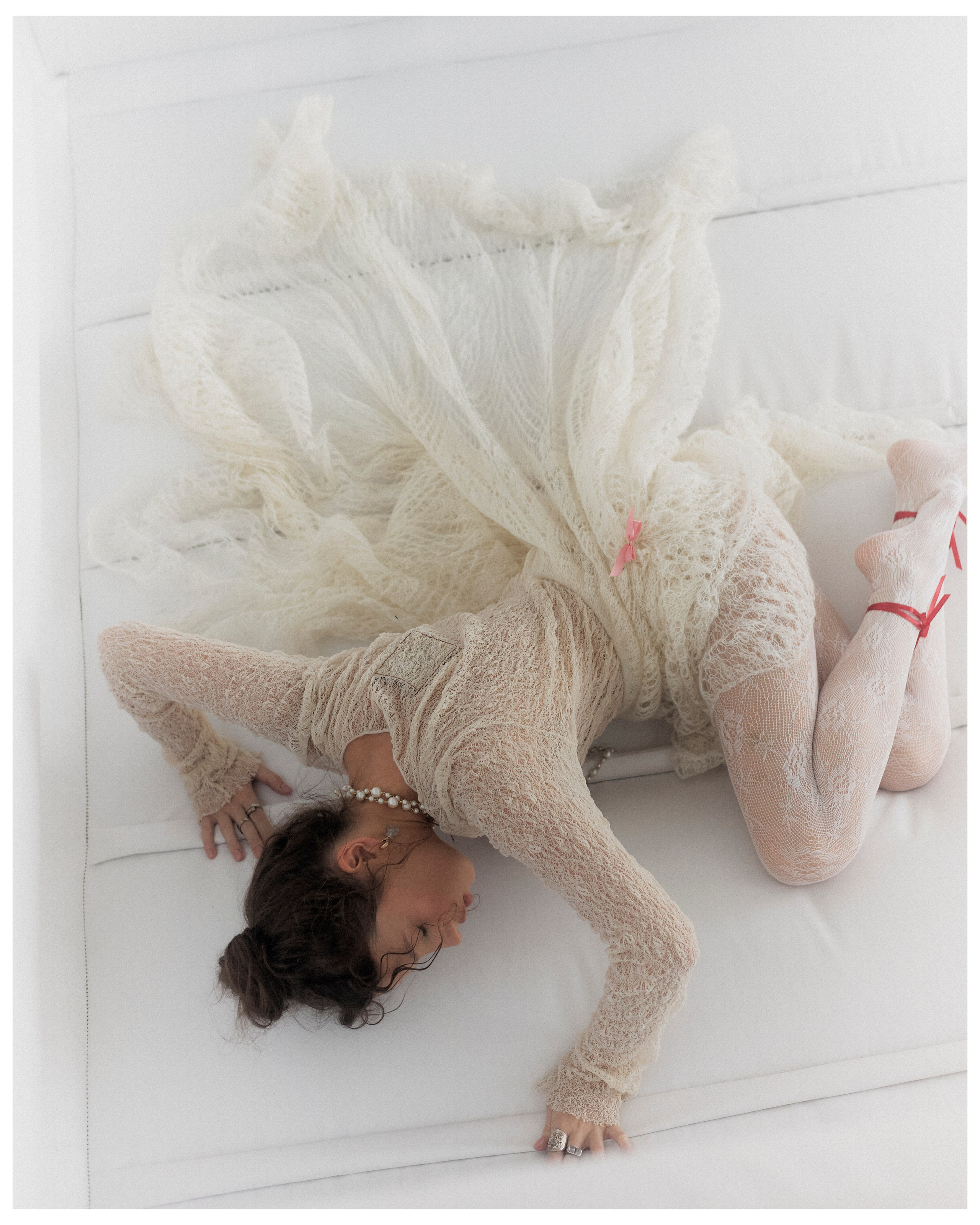 Julia / art. Влада Зюзина — adalwzet posmotri — коммерческий фотограф в Москве — портретный фотограф, фотограф для брендов