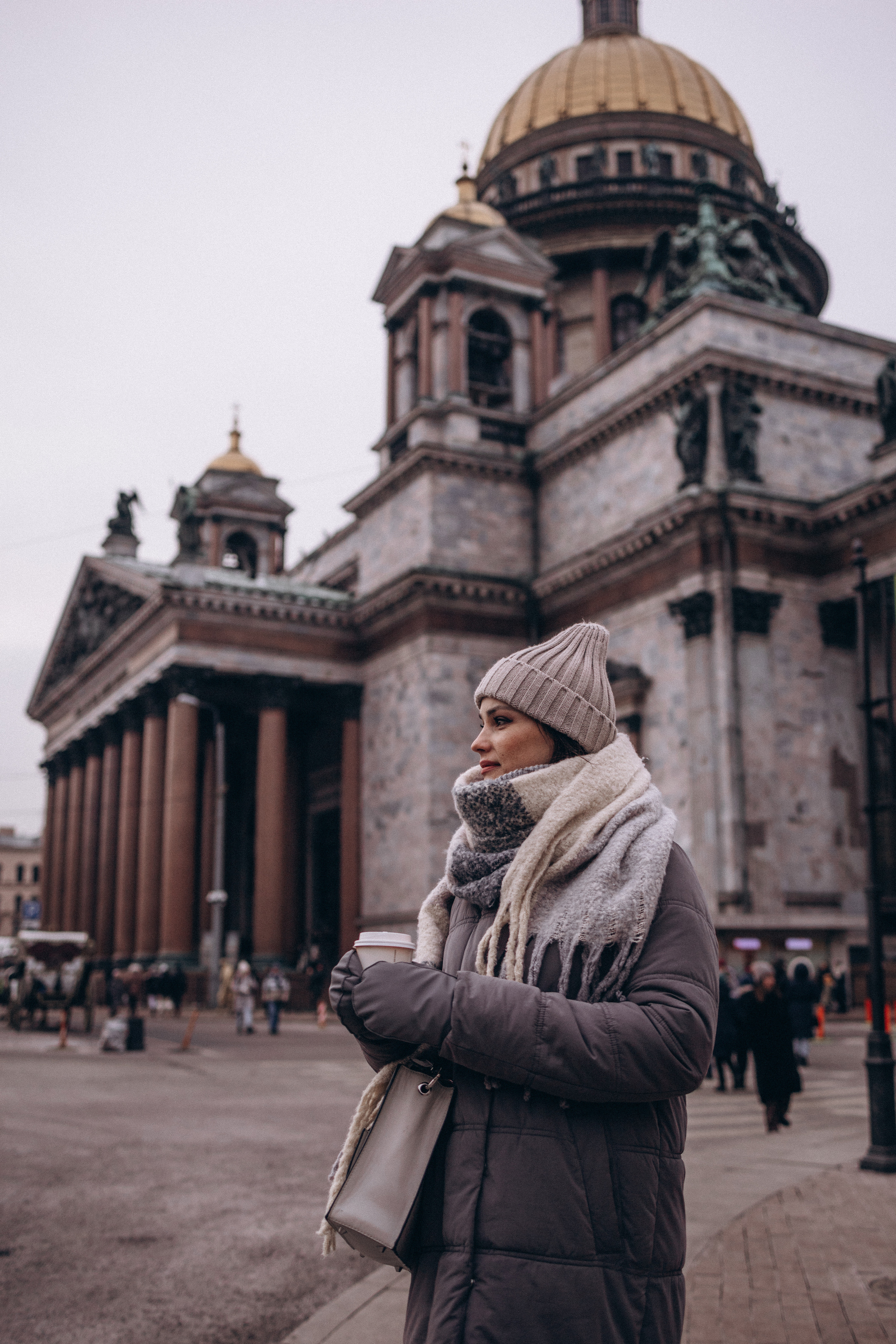 Прогулка у Исаакиевского собора. Фотограф в Санкт-Петербурге Светлана Арестова