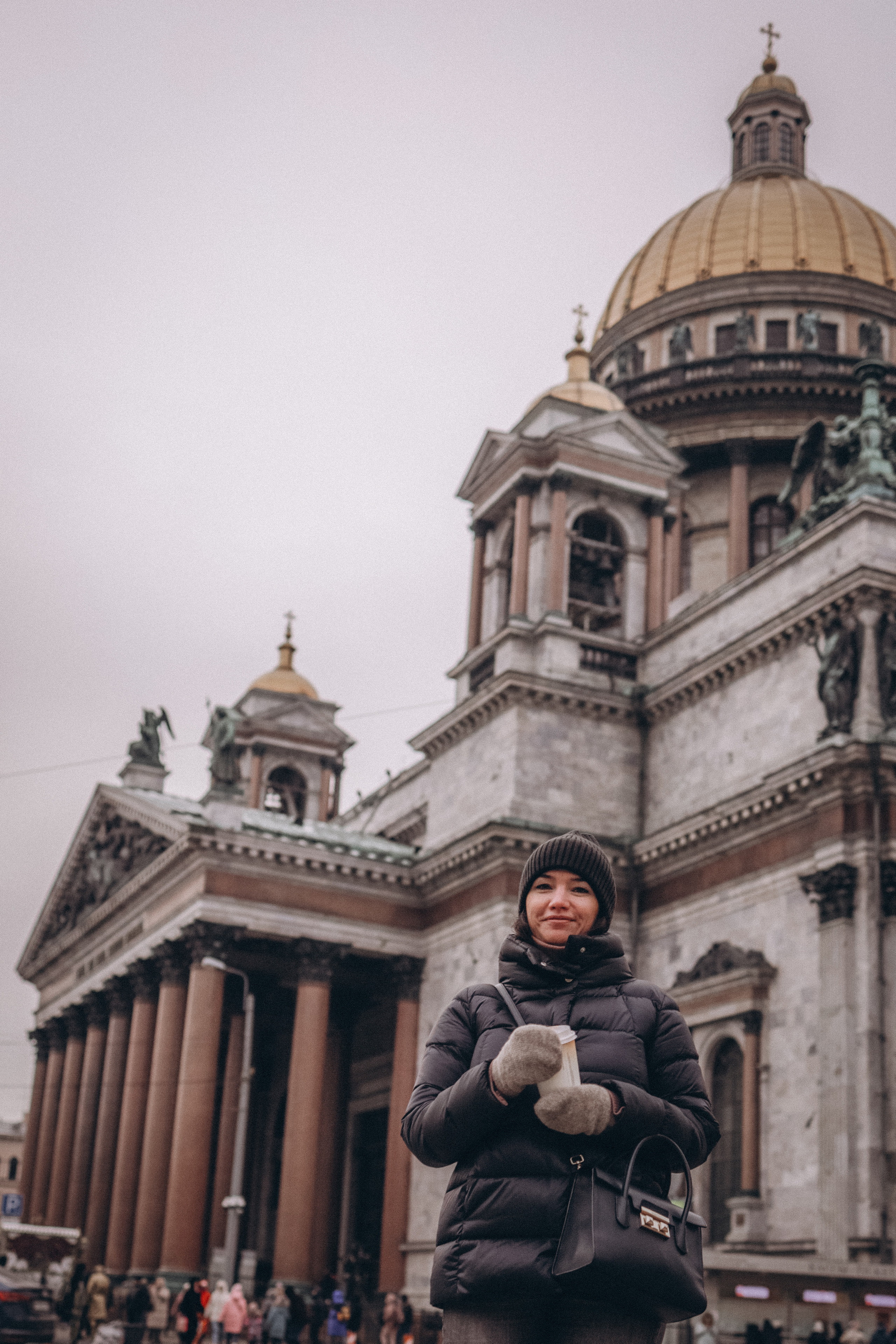 Прогулка у Исаакиевского собора. Фотограф в Санкт-Петербурге Светлана Арестова