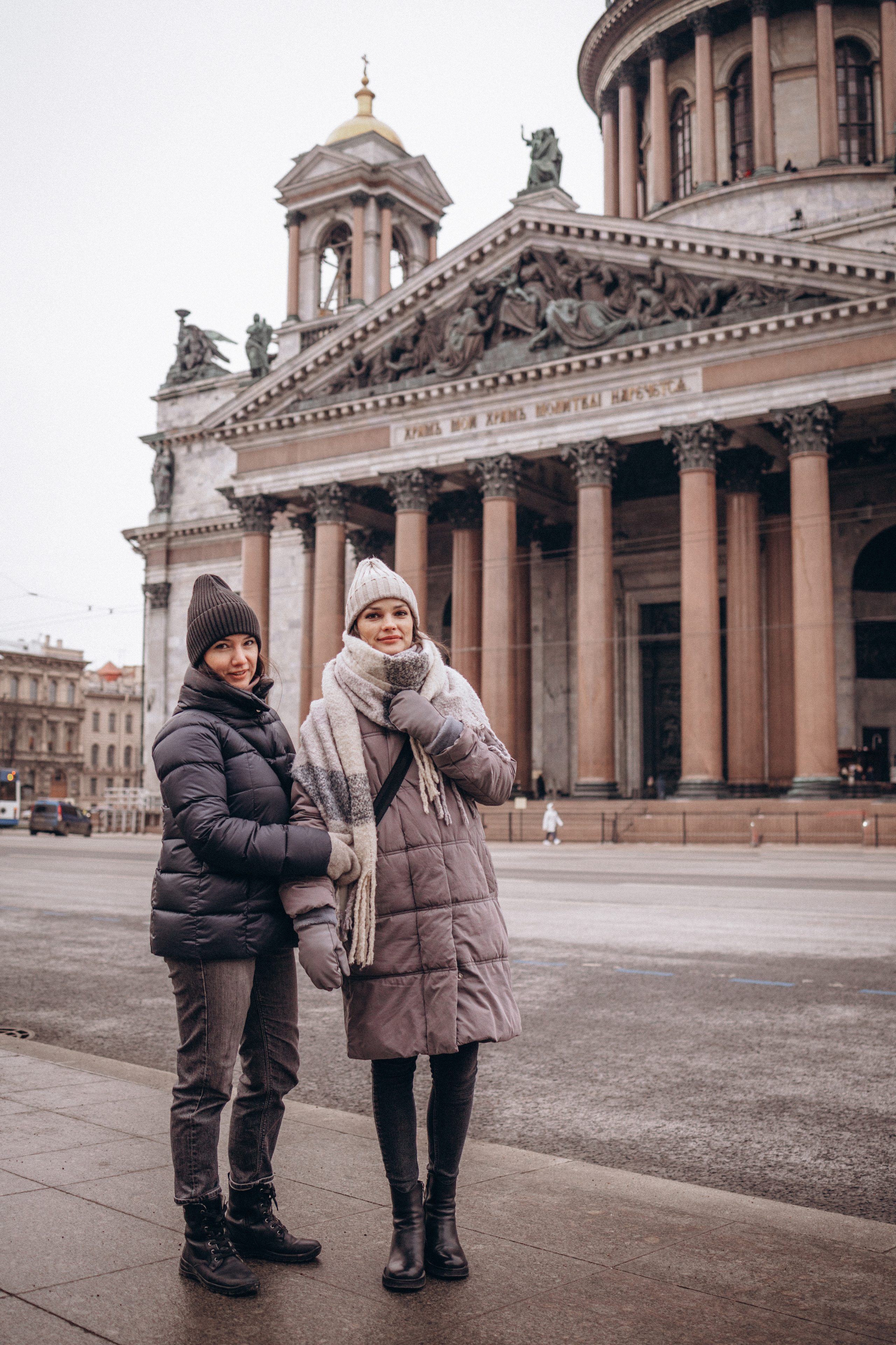 Прогулка у Исаакиевского собора. Фотограф в Санкт-Петербурге Светлана Арестова