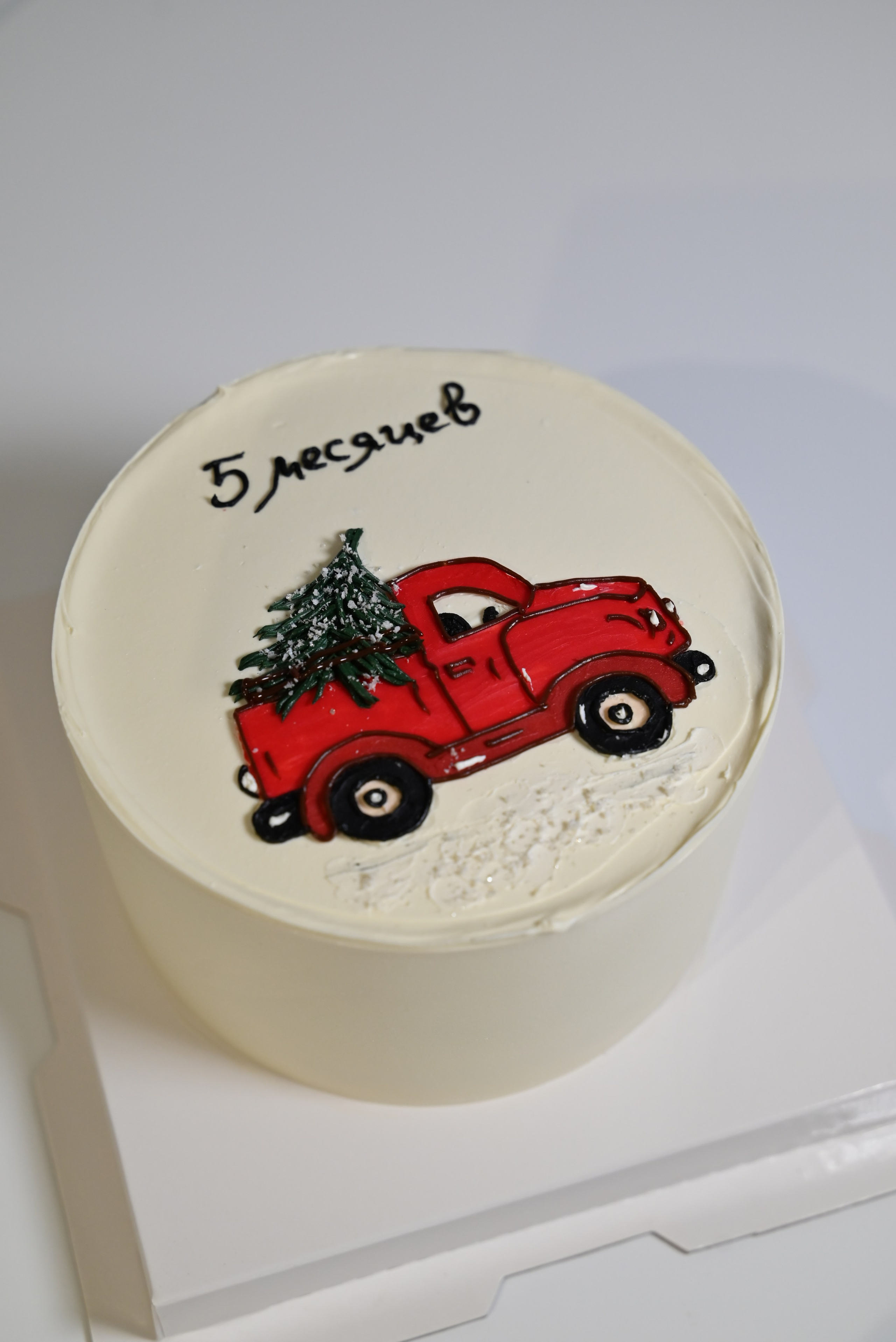 Заказать детский торт в Батайске, Ростове-на-Дону. Свадебные торты в Ростове-на-Дону