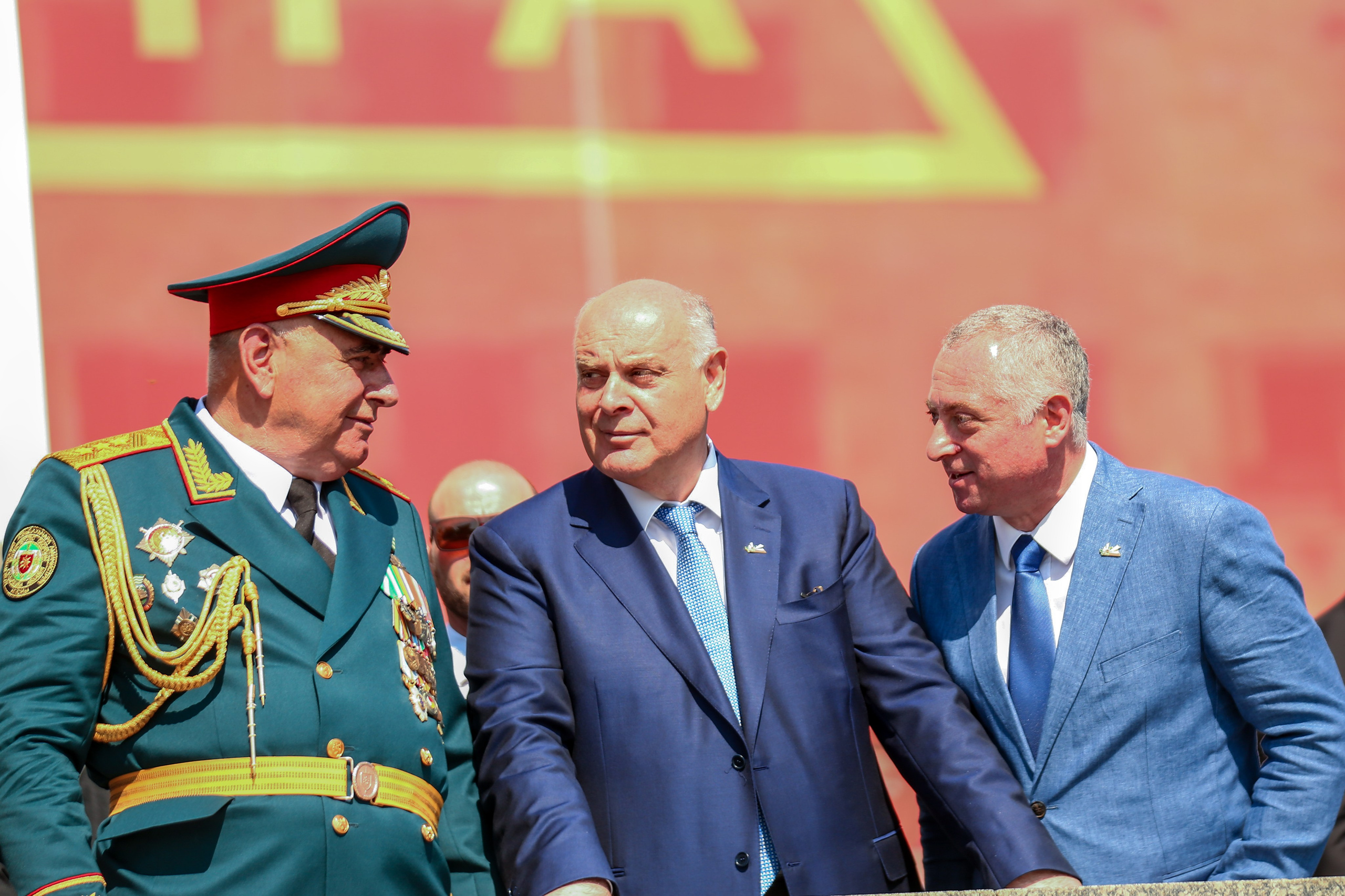 30-летие Дня Победы и Независимости Абхазии. Свадебный и семейный фотограф в Абхазии Эля Цишба