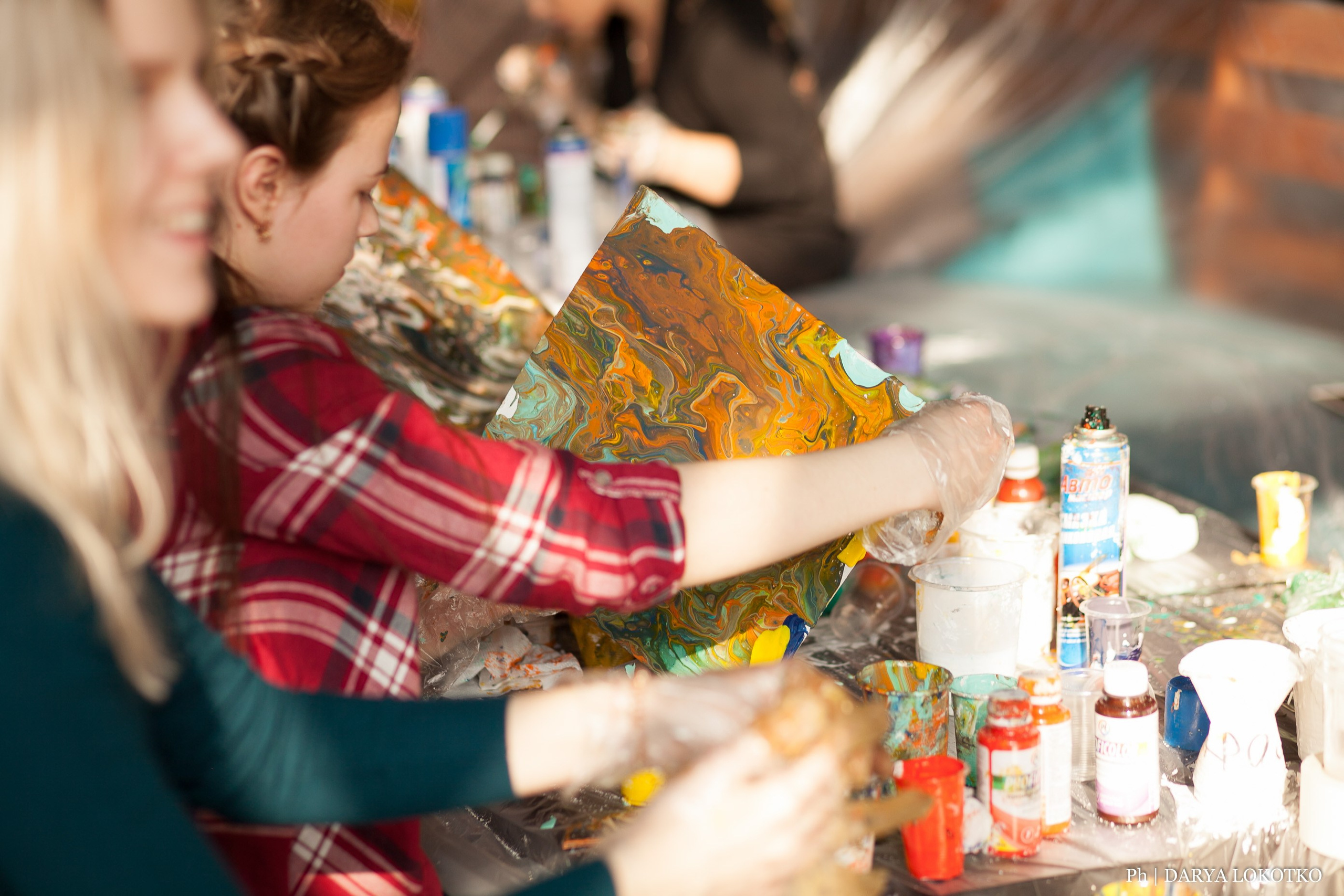 Мастер класс Fluid Art. Фотограф Дарья Локотко в Красноярске