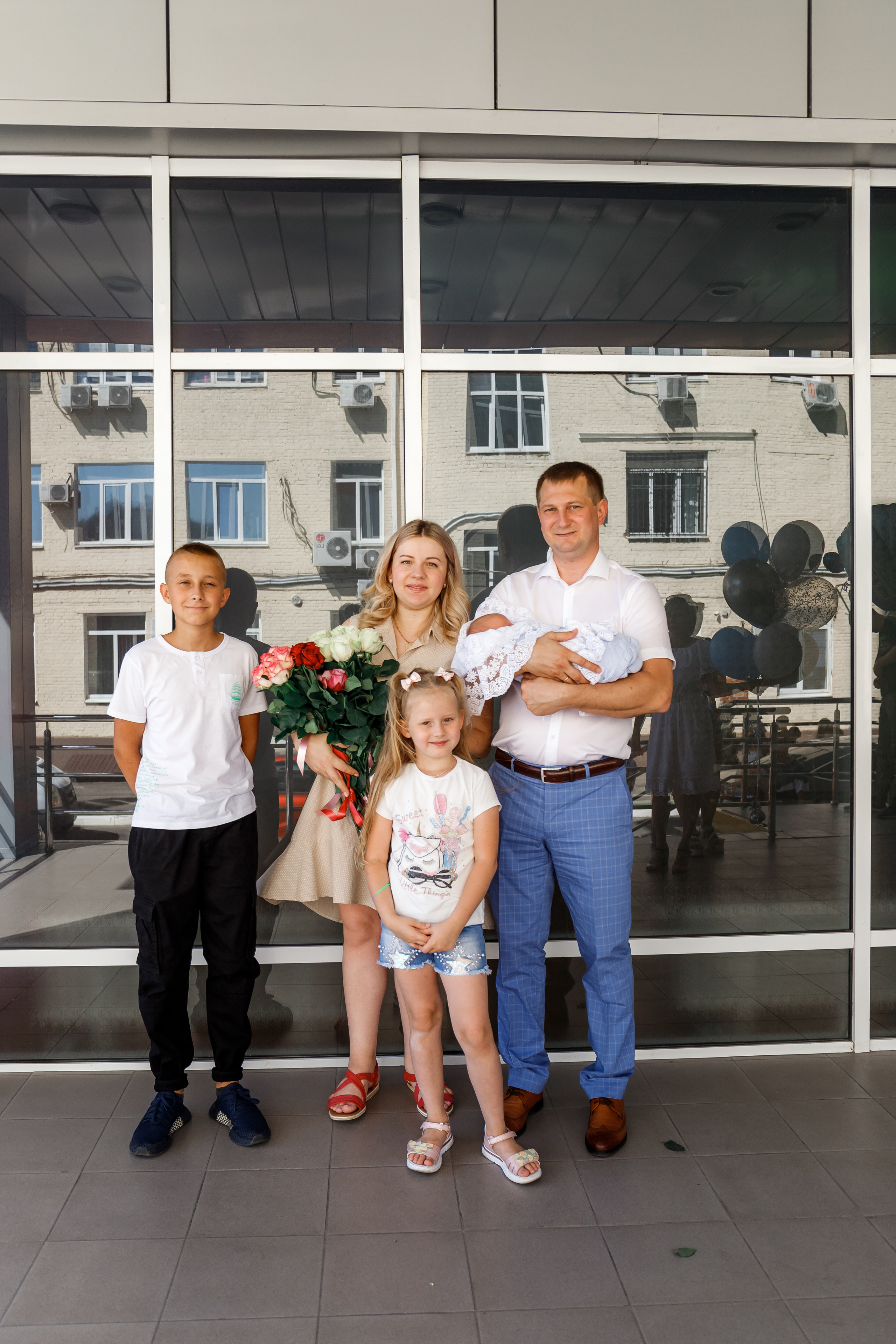 Выписка из роддома. Виктор Белик, Свадебный Фотограф Краснодар