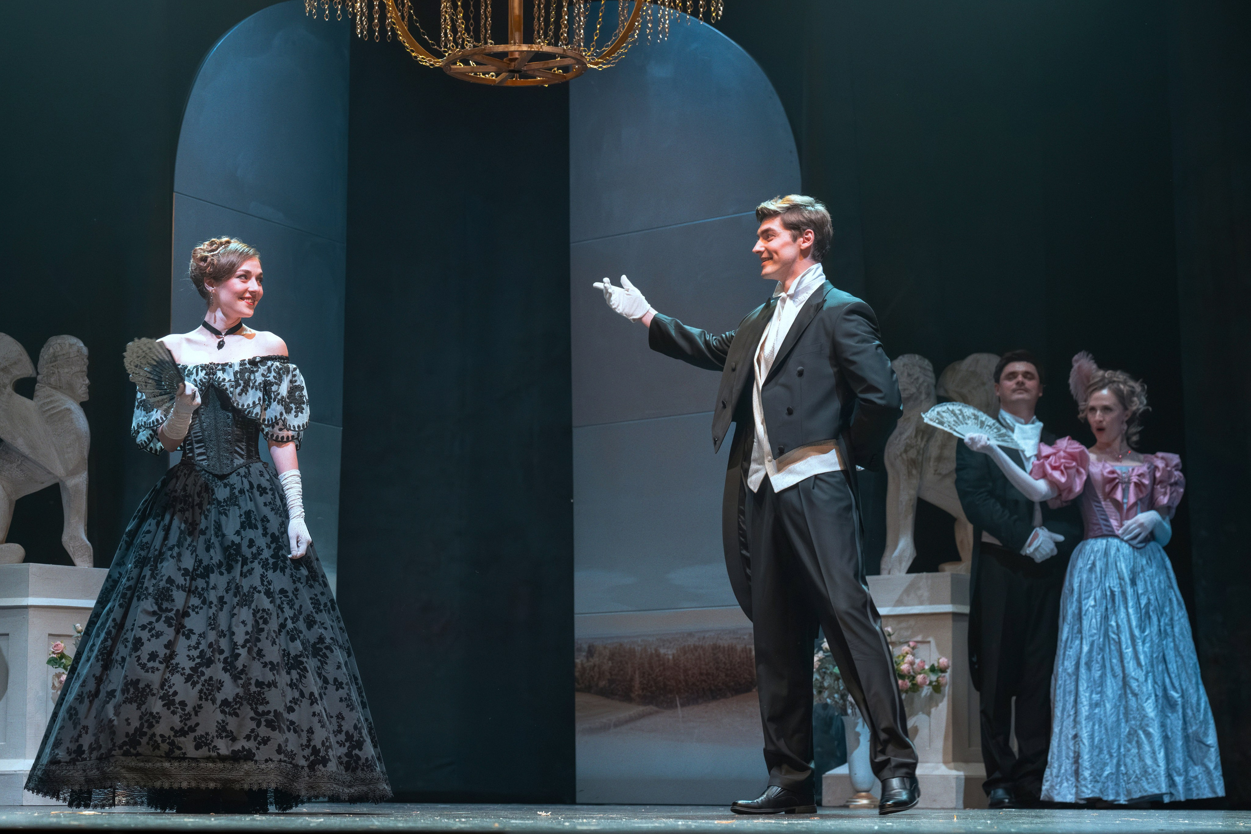 Театр Роста: Отцы и Дети. Сайт фотографа Сергея Абрамова