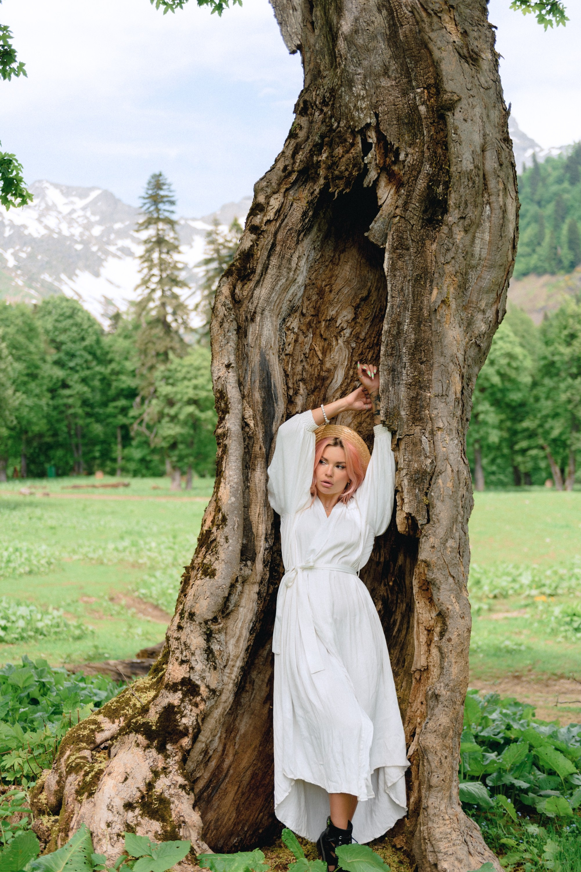 Alpine meadows phototour|The Italian Dolomites Love Story photoshoot. Fedor Lemeshko — Destination Wedding and Family Lifestyle photographer