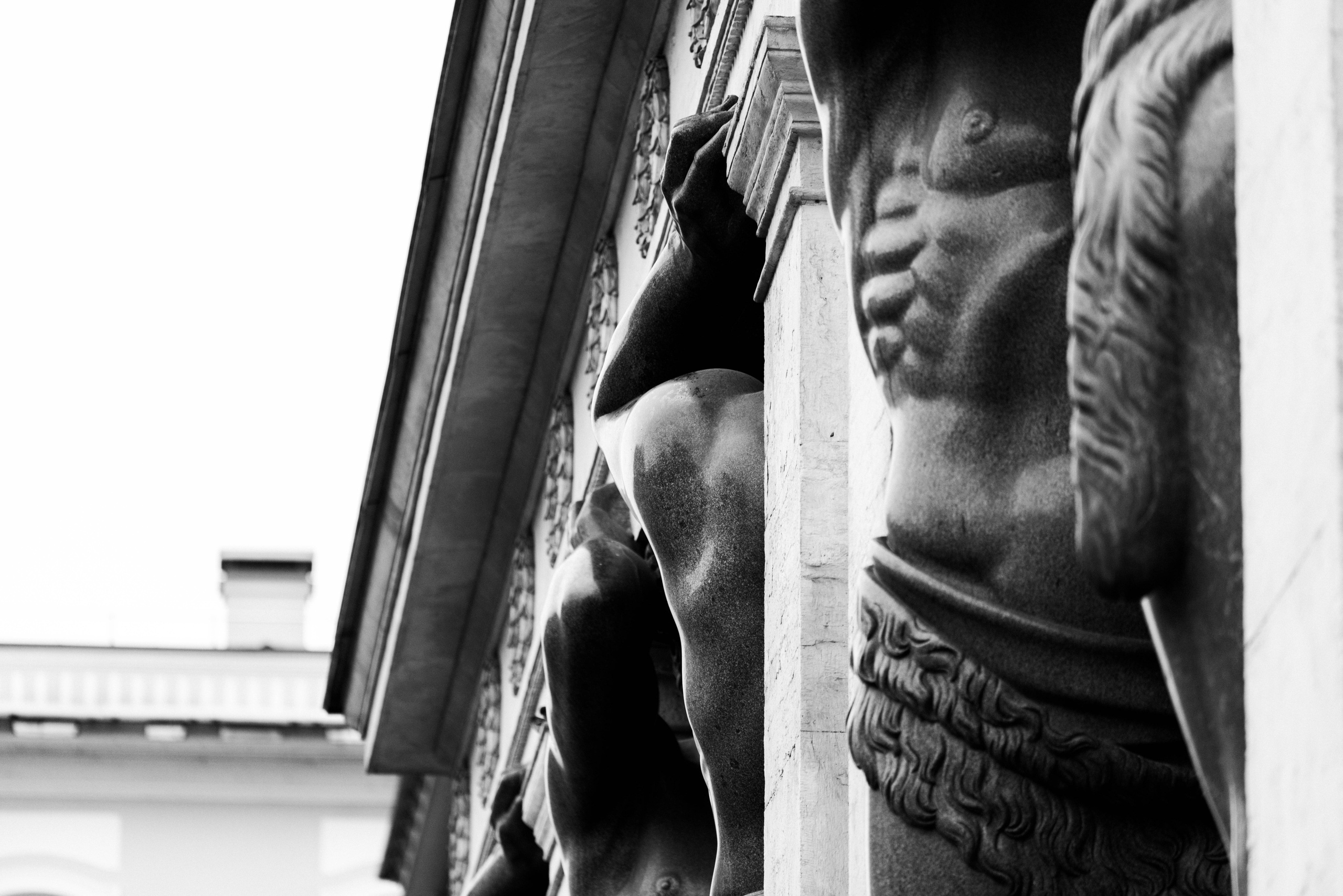 Атланты. Фотограф Балаев Михаил