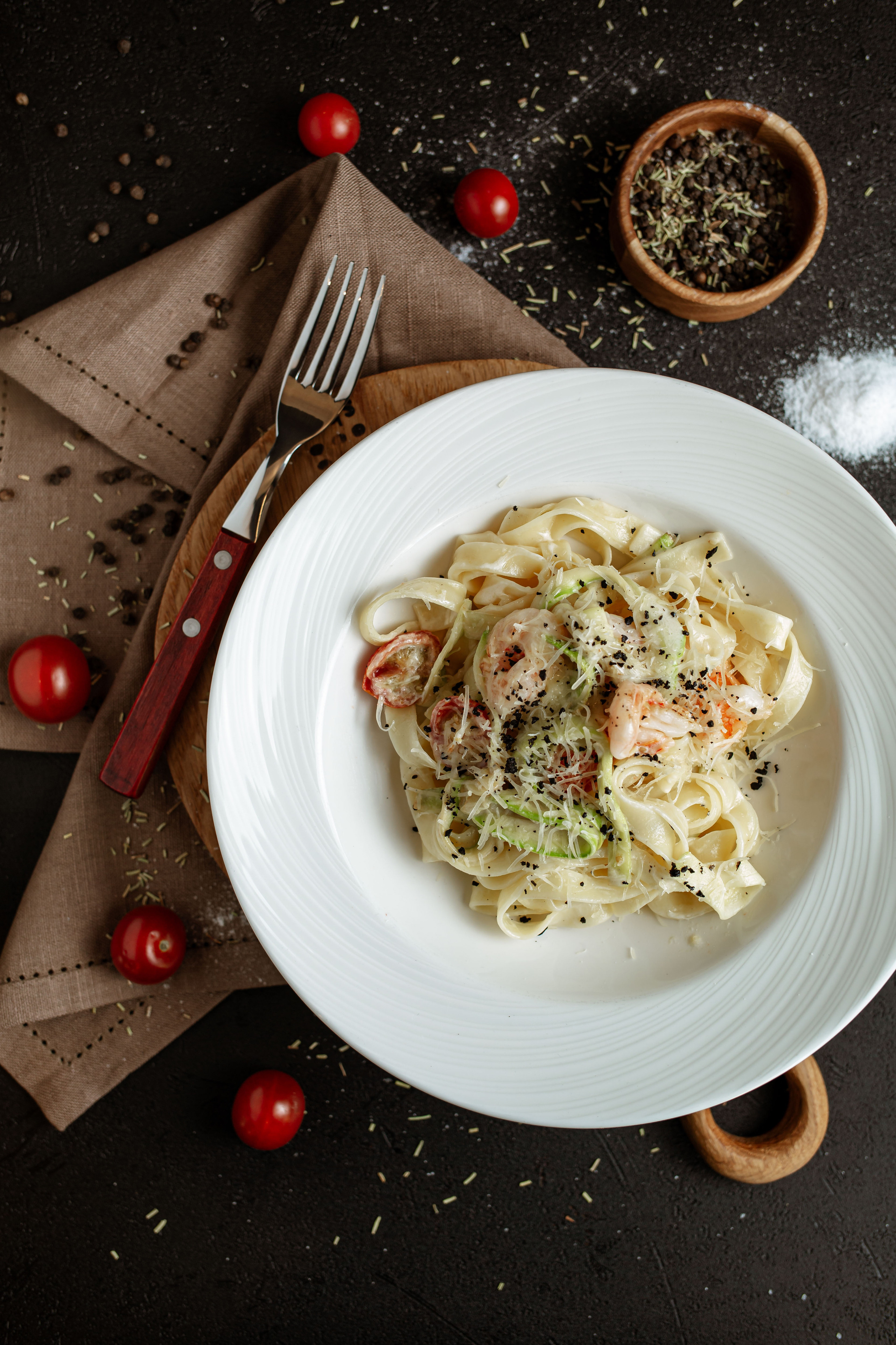 Фотограф Москва — найти фотографа в Москве для съемки в ресторан