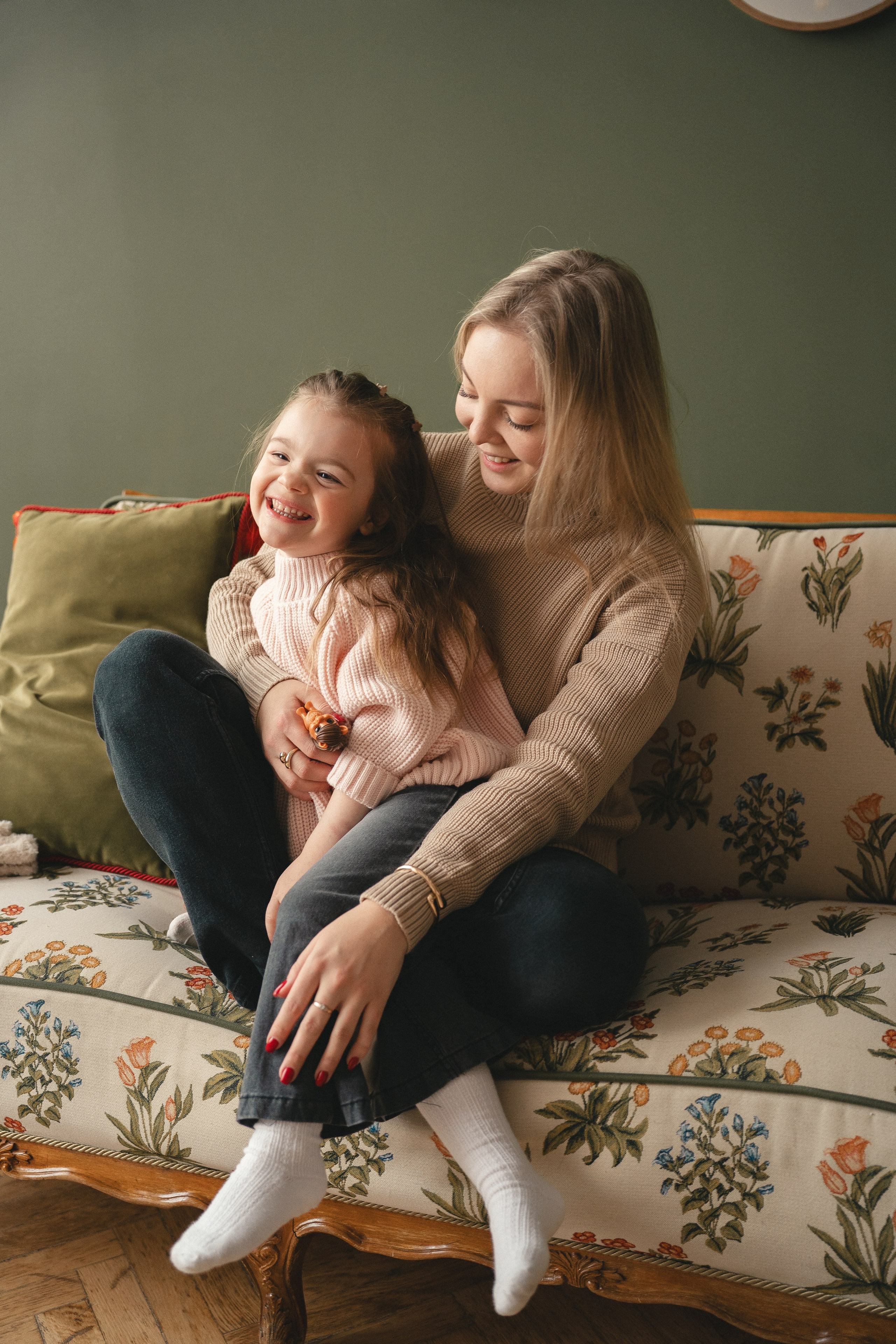 Оля и Настя. Фотограф/рилсмейкер в Москве и МО. Свадьбы, индивидуальные съемки, лавстори, беременность, мероприятия, бренды
