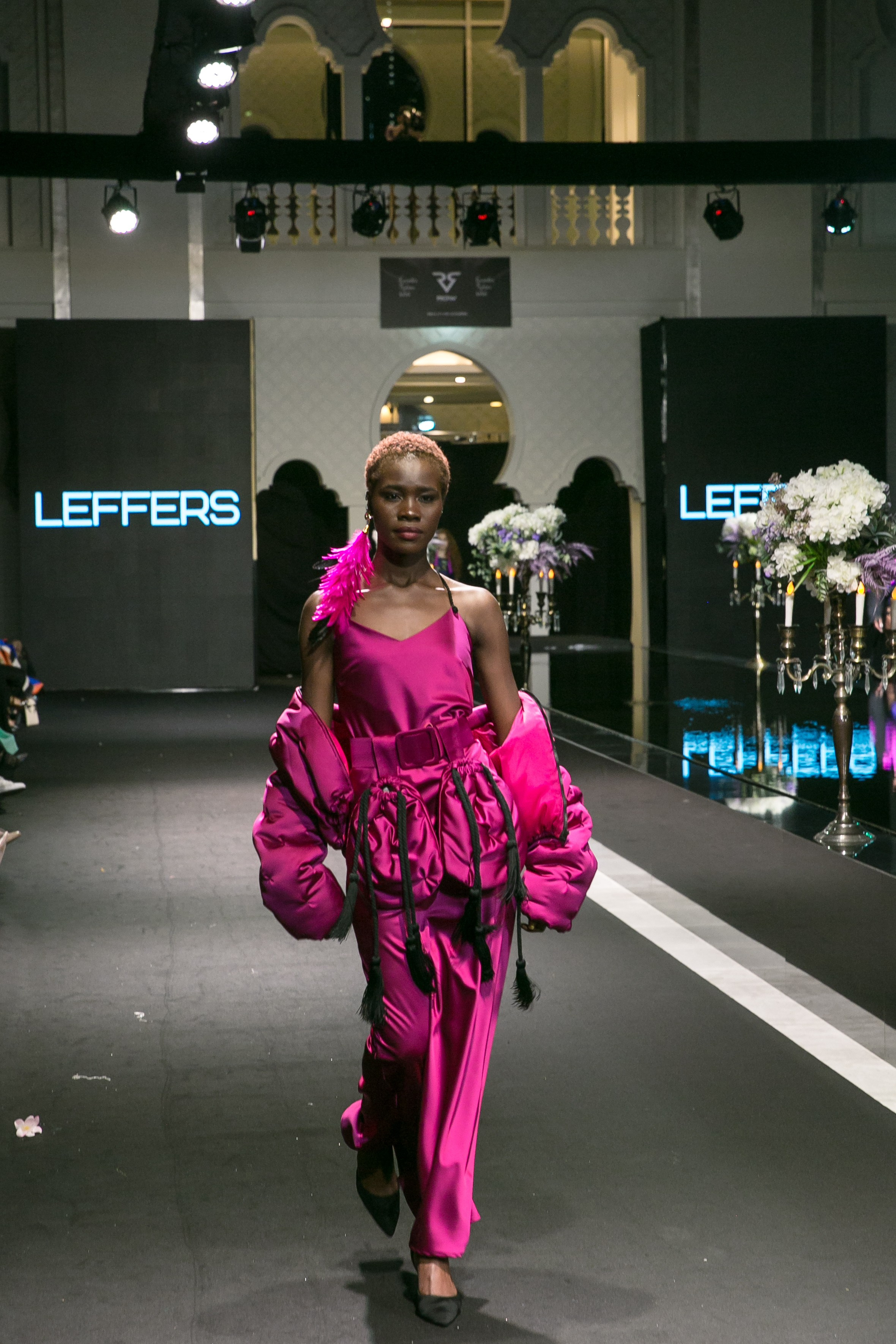 Показ в Дубае LEFFERS. Фотограф и видеограф Анна Домашенко