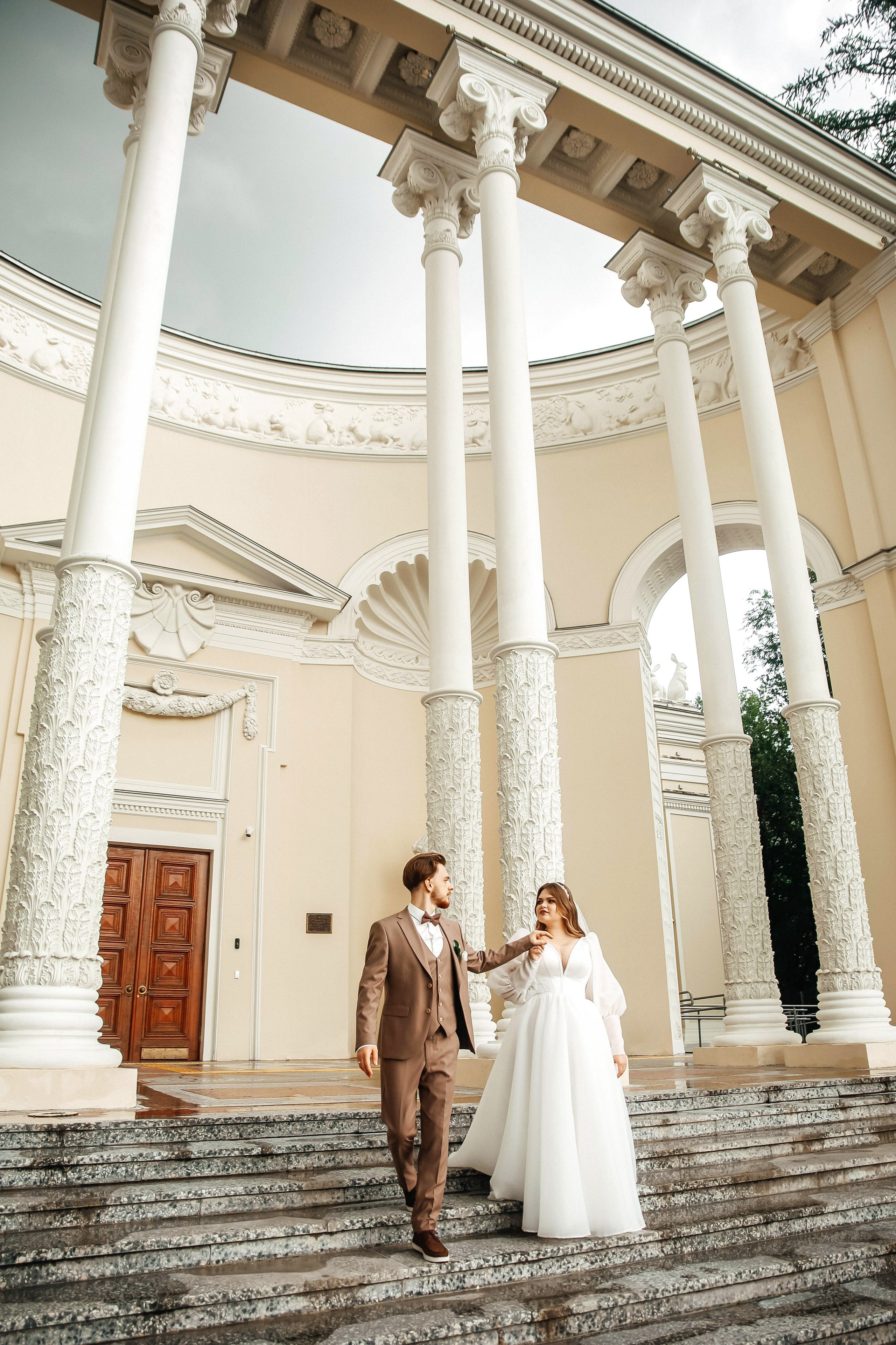 Свадебная фотосессия ВДНХ. Свадебный и семейный фотограф в Москве