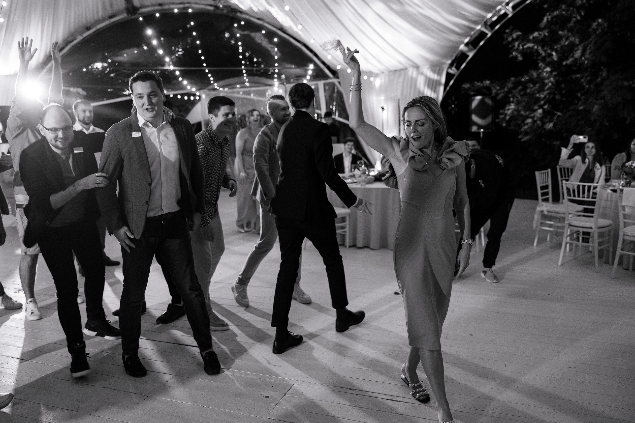 Свадебная церемония у воды. Свадебный фотограф и видеограф в Москве, Виктор Архилюк