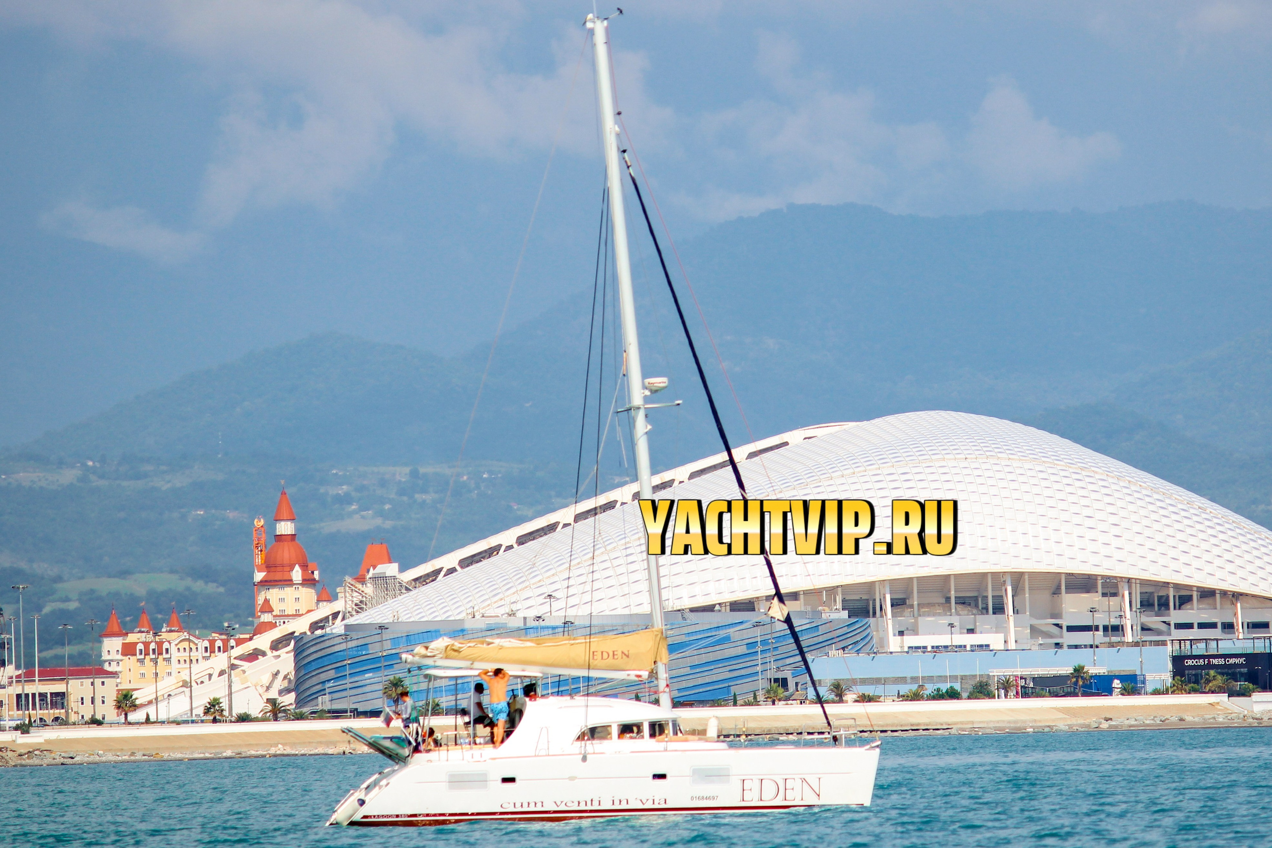 ПАРУСНЫЕ ЯХТЫ И КАТАМАРАНЫ В СОЧИ. Аренда Яхт в Сочи от Эконом до Премиум Класса