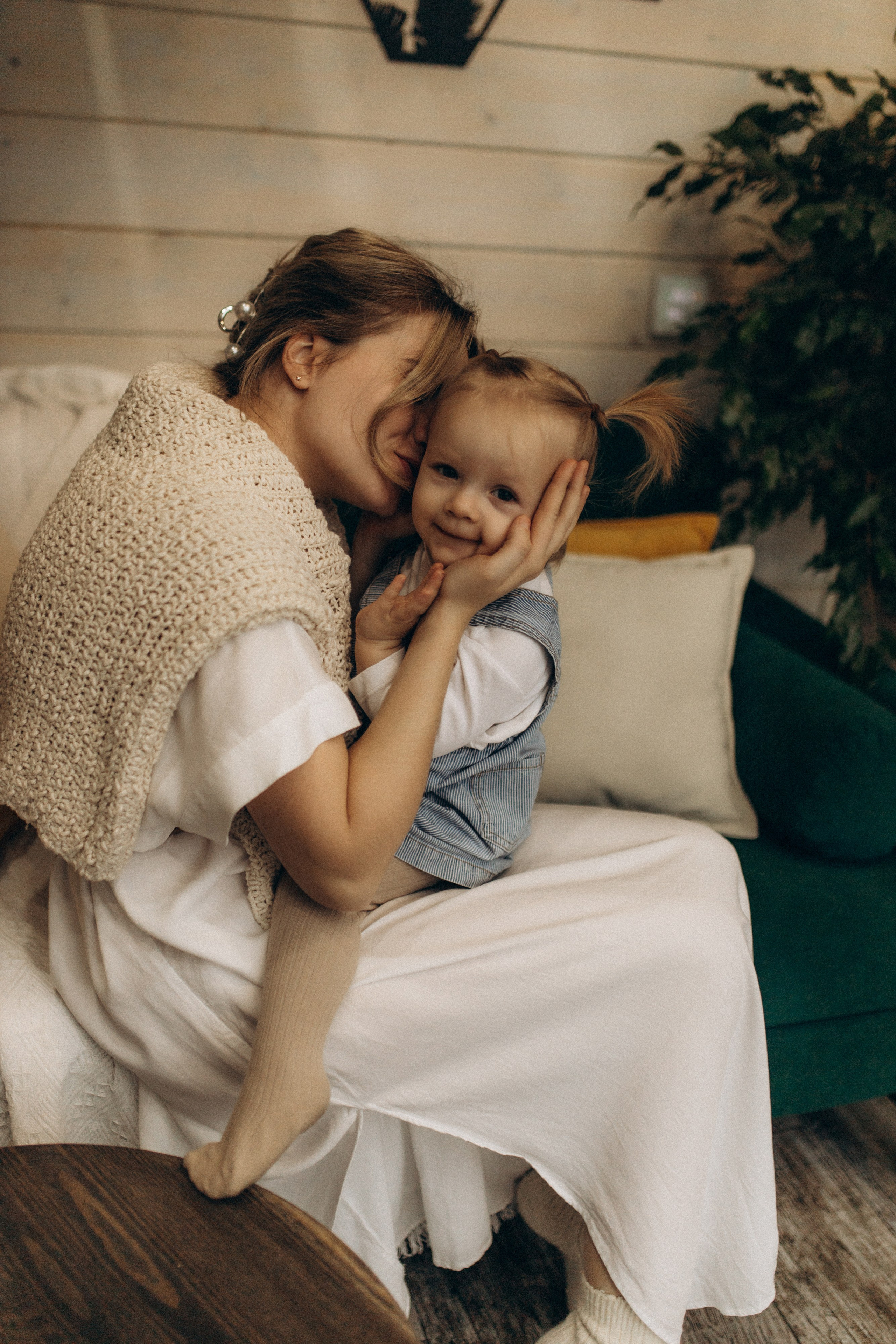 Алиса и мама. Семейный фотограф Губкин/Старый Оскол